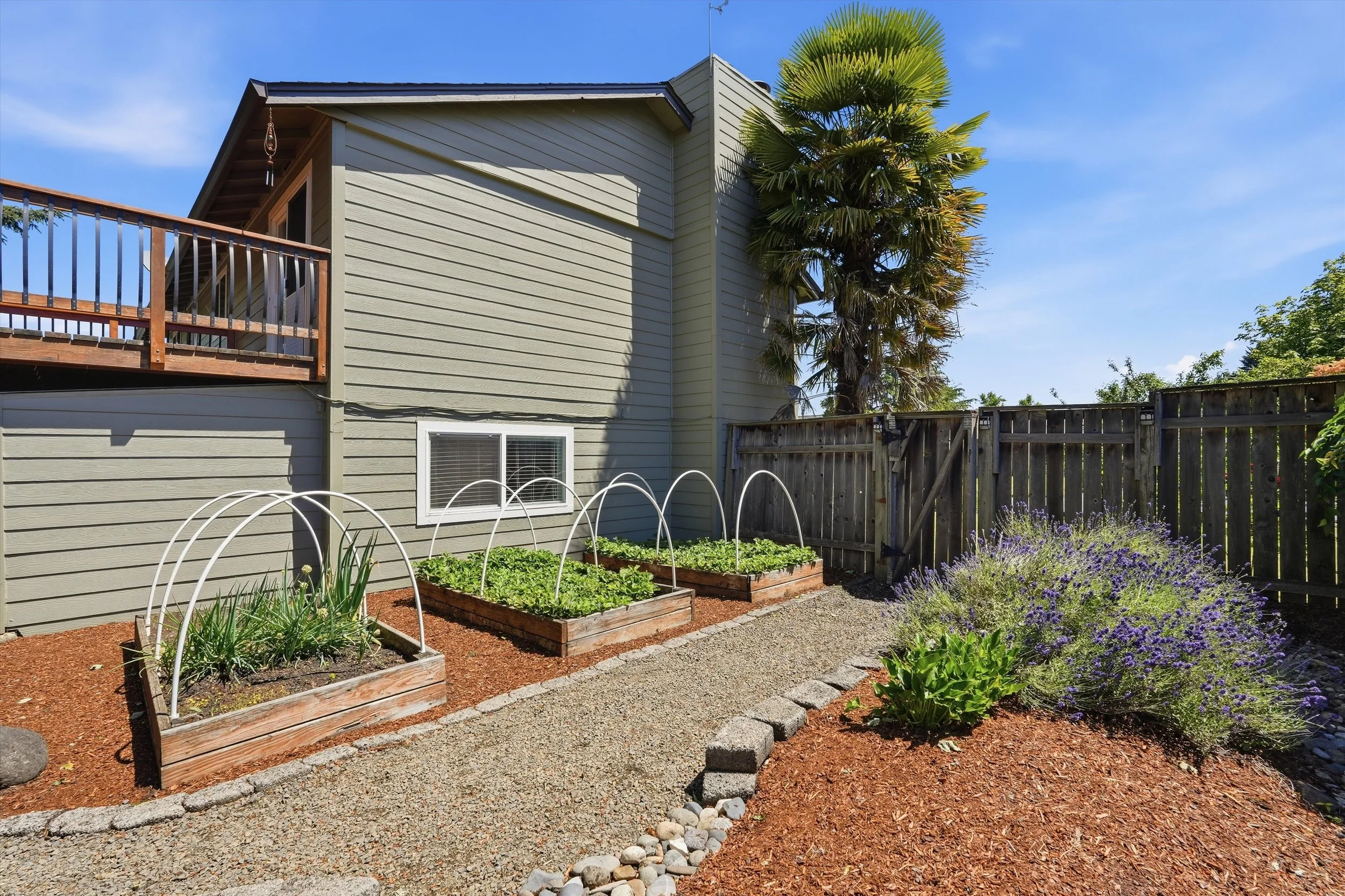 46-8404 NE 29th Ave-37.jpg