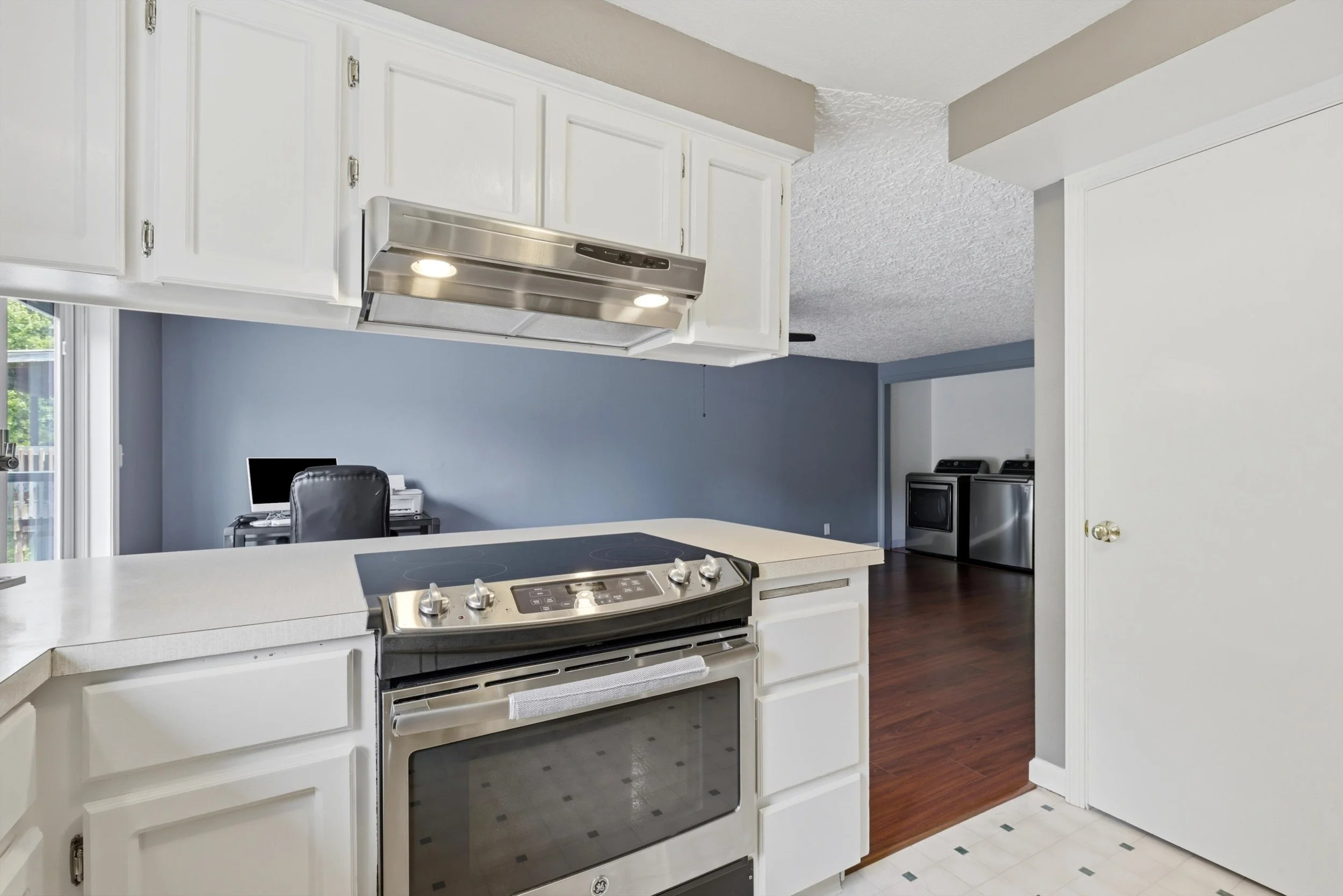 26-10112 NW 4th Ave-13.jpg