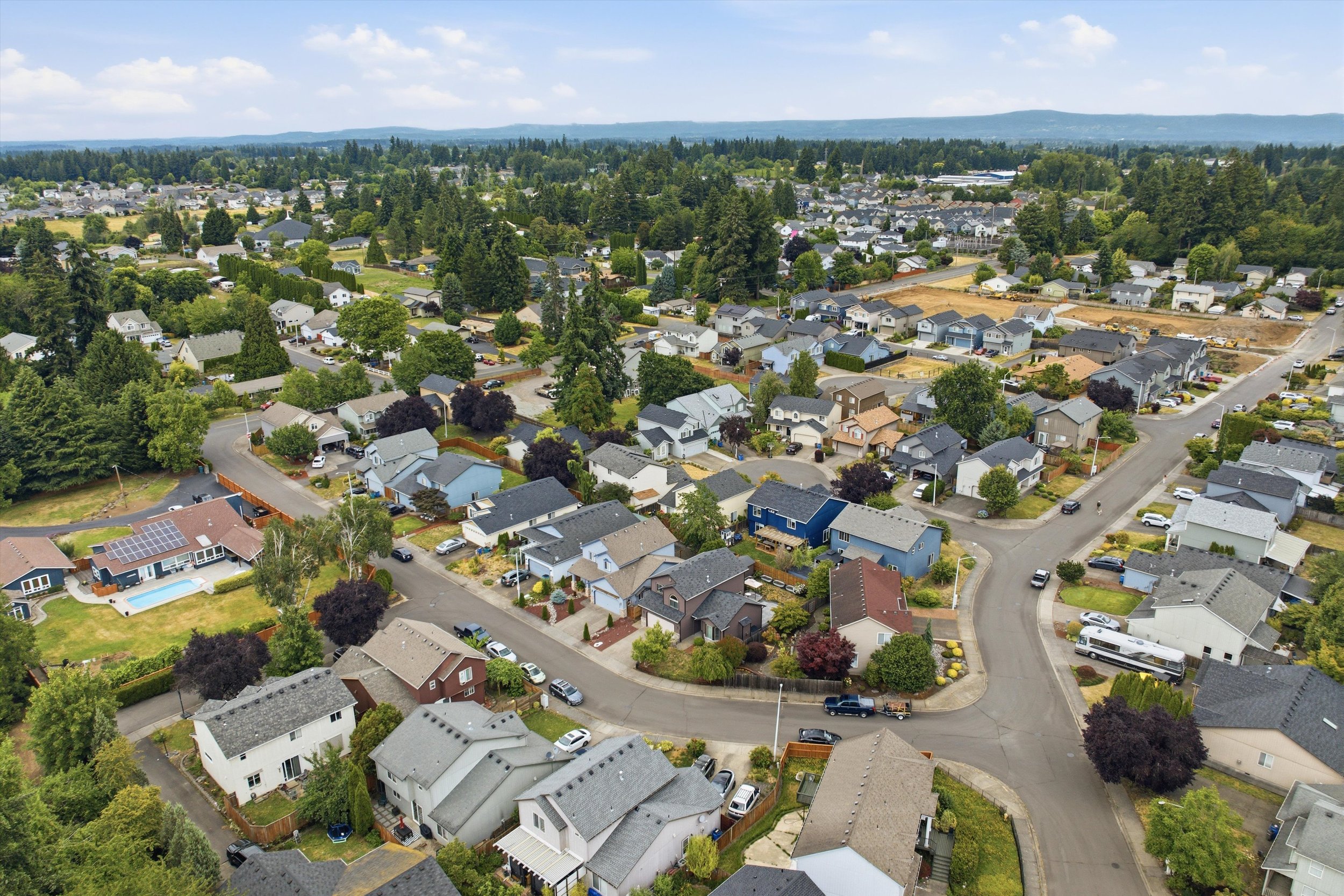 01-5611 NE 50th Pl aerial-6.jpg