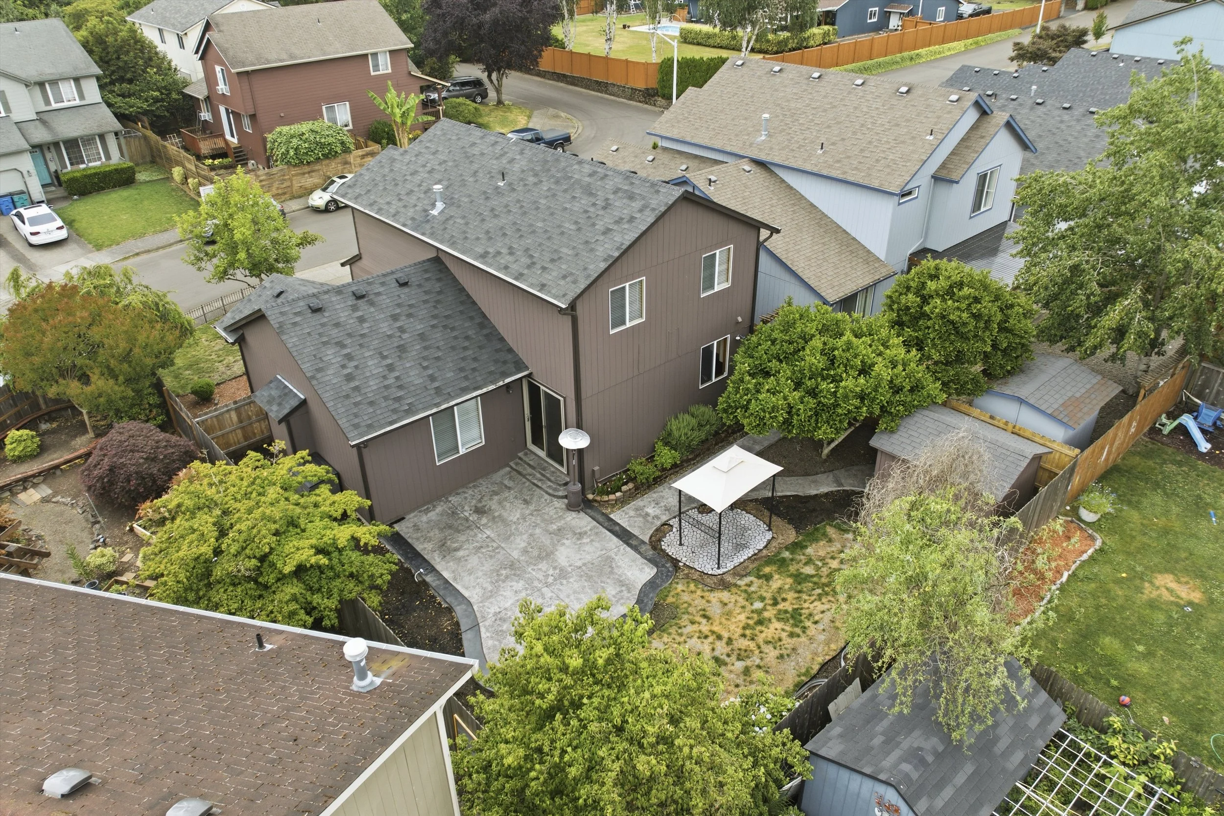 07-5611 NE 50th Pl aerial-4.jpg