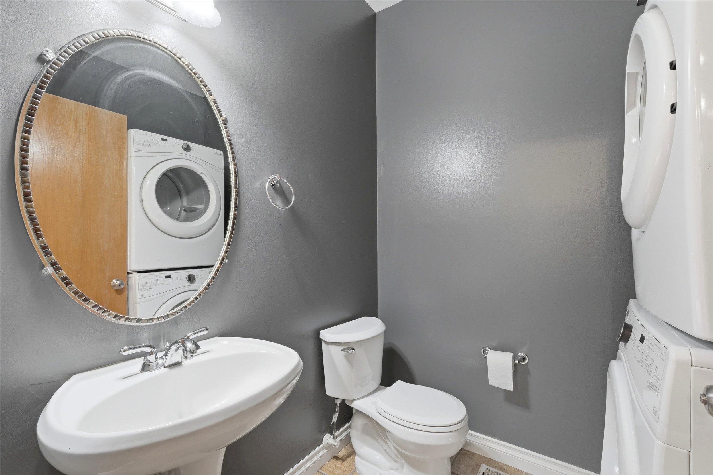 26-5611 NE 50th Pl-14.jpg