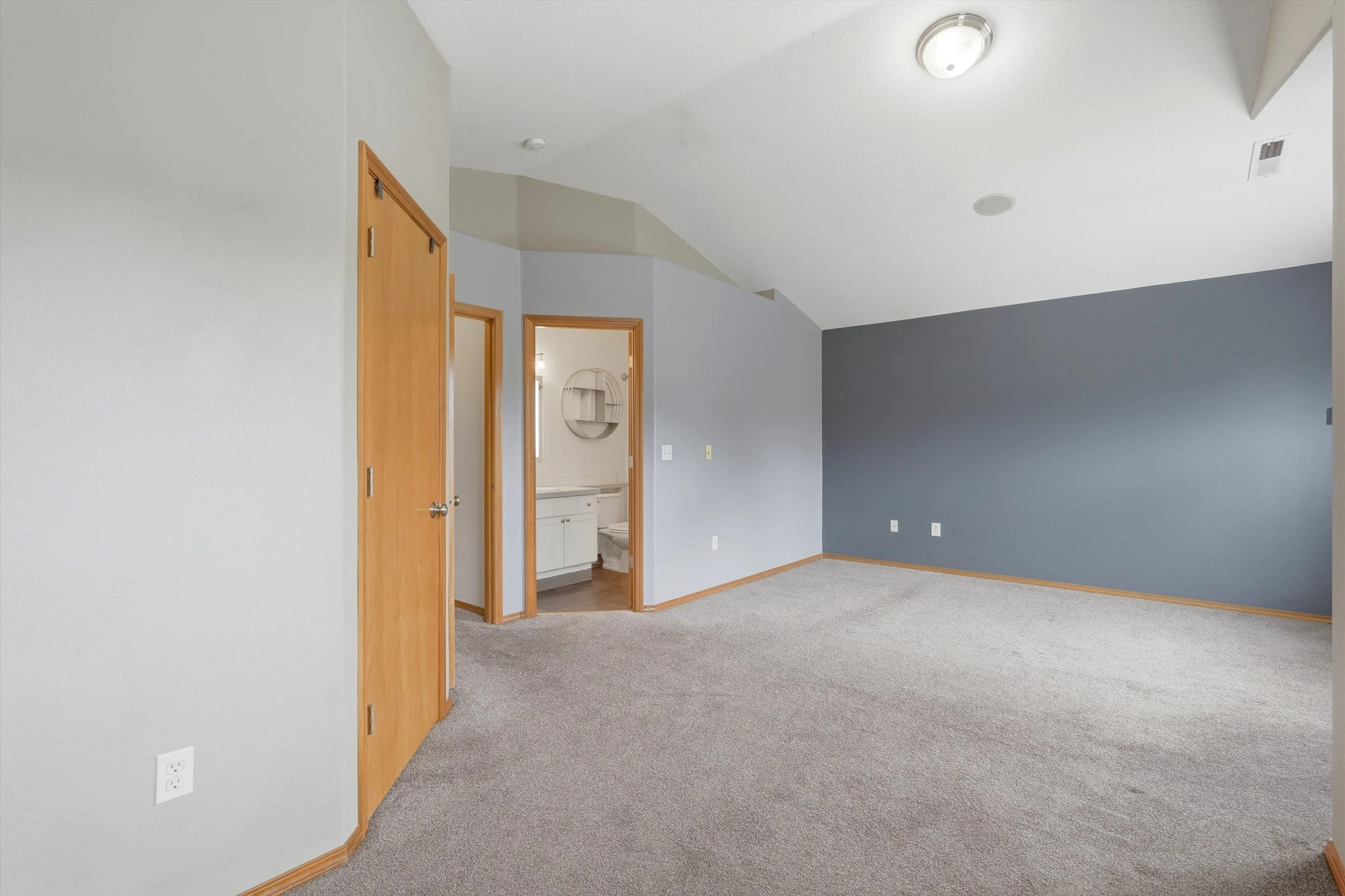 33-5611 NE 50th Pl-22.jpg