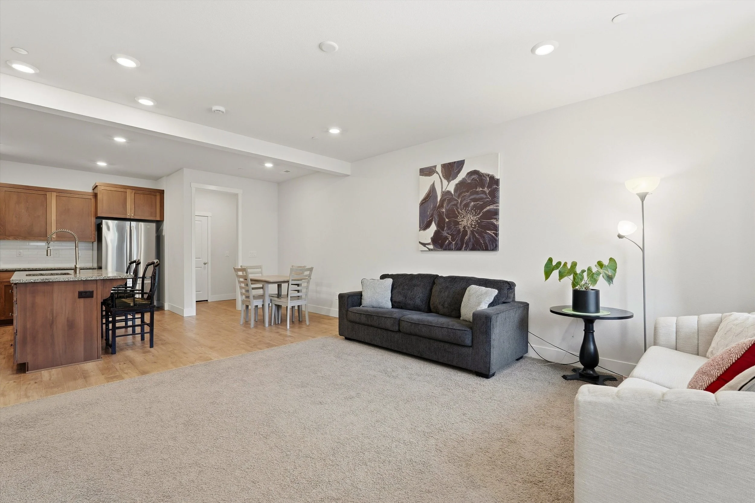 06-6908 NE 16th Ave-6.jpg