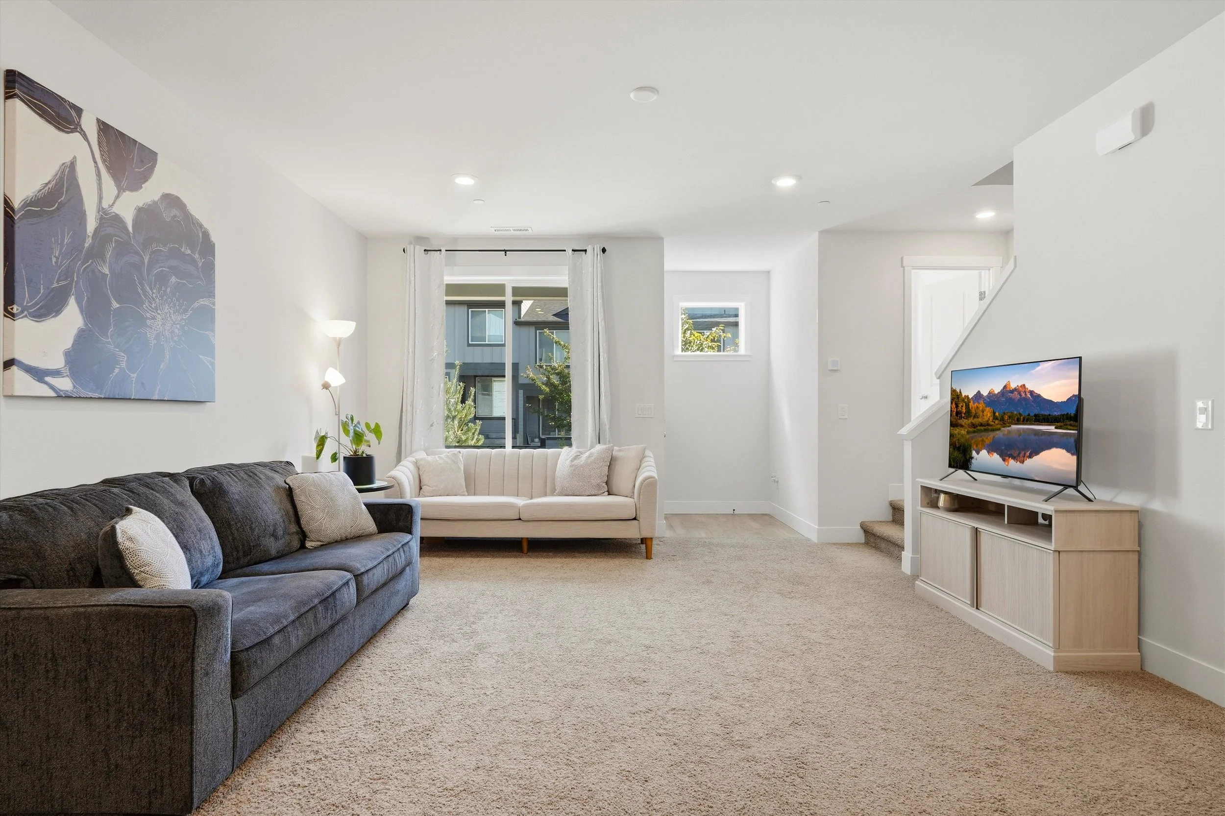 07-6908 NE 16th Ave-8.jpg