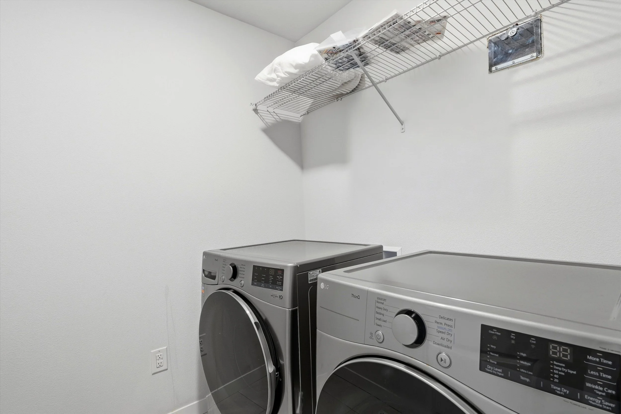 24-6908 NE 16th Ave-19.jpg