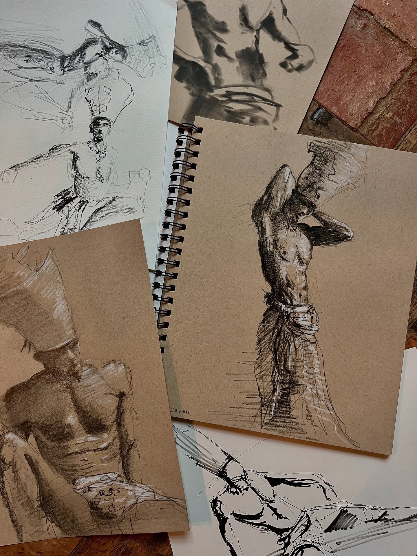 Spent my birthday weekend sketching at @bindersart with new friends. Thanks @charlesyoungwalls for putting this together!