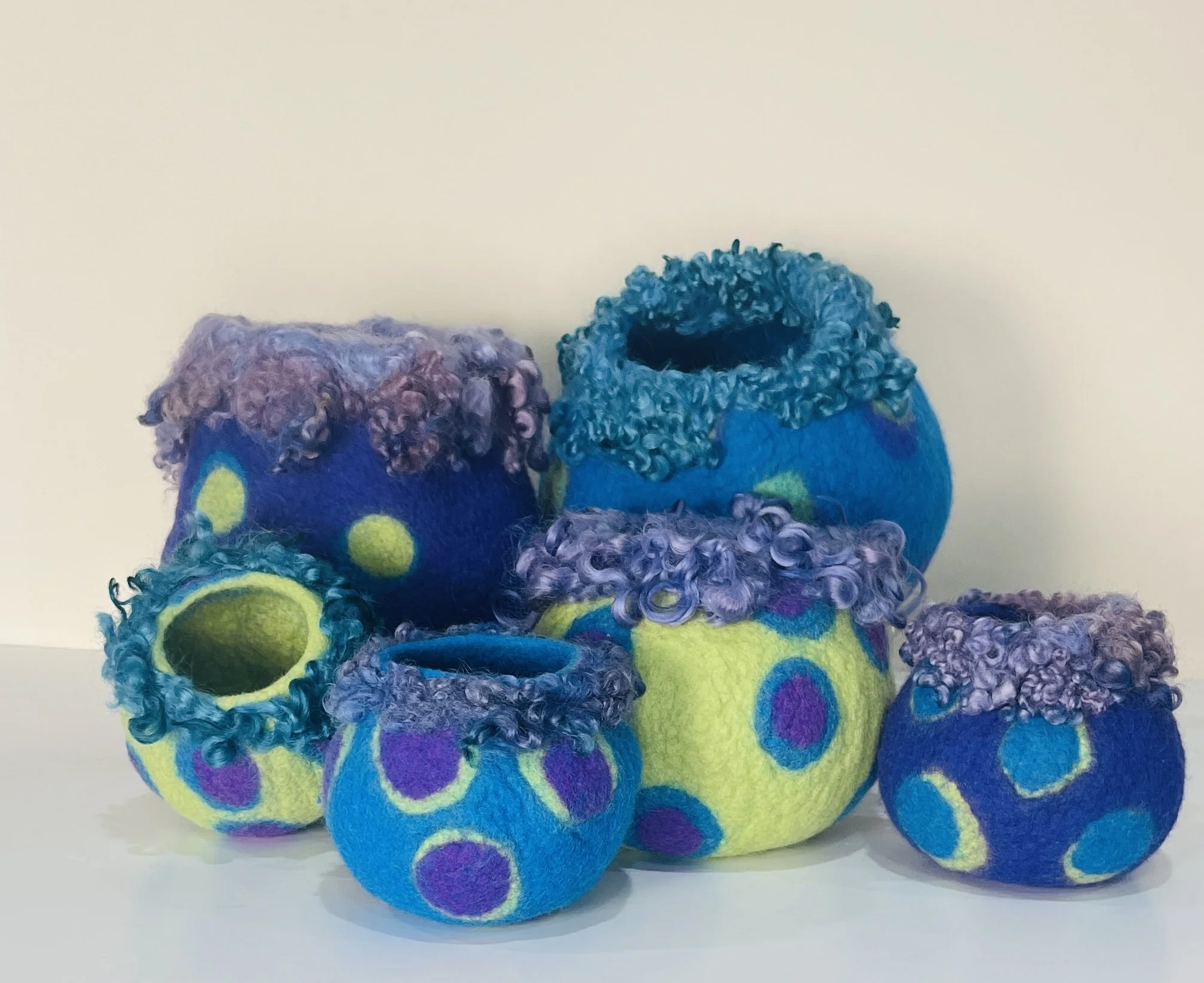 KENNELLY_SeaCreatures1-6_Fiber_Various_225.jpg