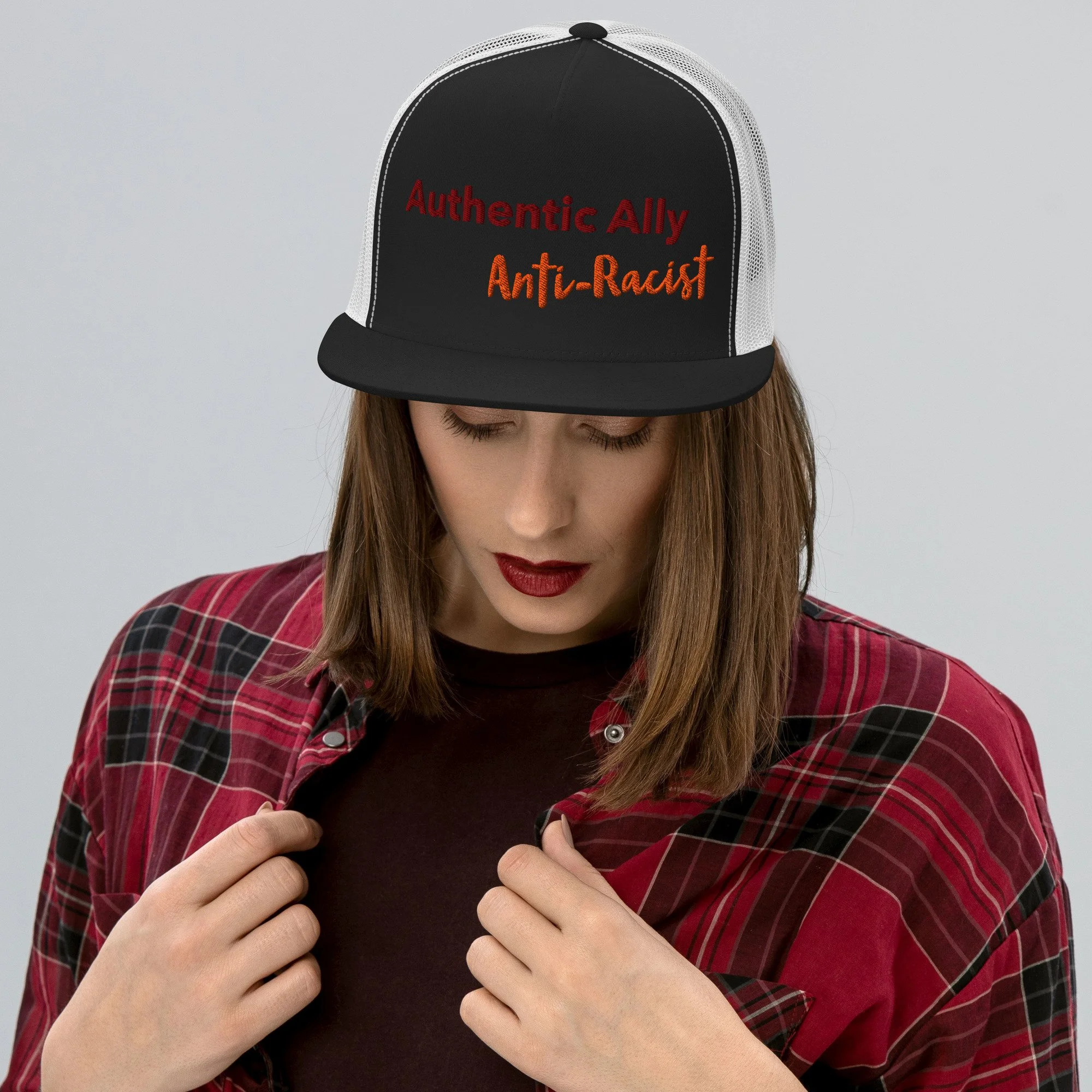 5-panel-trucker-cap-black-white-front-68d99006bbd12.jpg