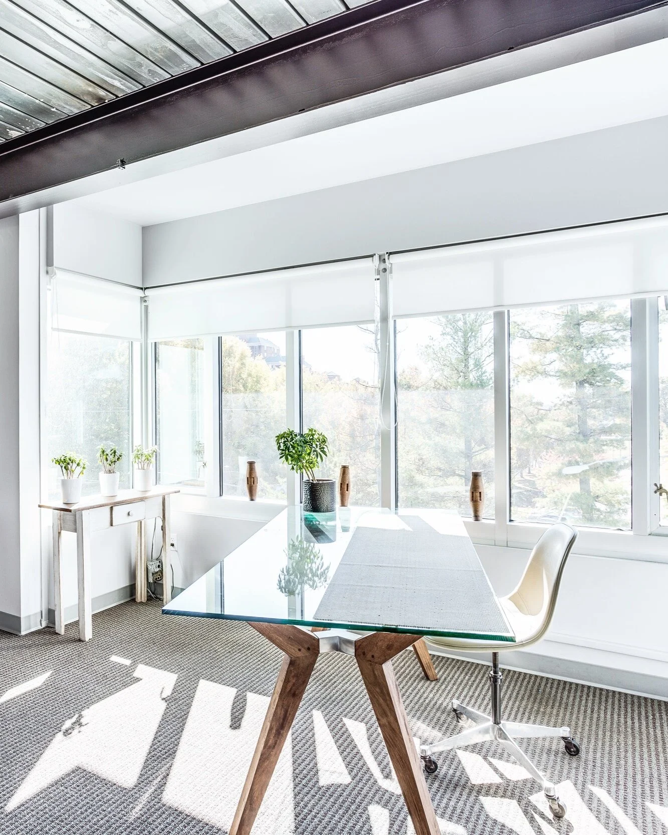 Interior+%2827+of+27%29.jpg