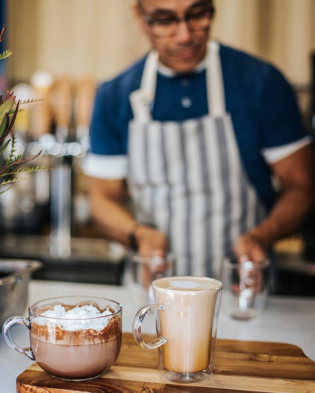 What is your favorite #coffee drink? Do you have a usual? Let us know 👇
.
.
.
 #cargocafe #cargocafesd #container #sdcoffee #local #sdlocal #connection #coffeelover #sandiegolife #baristalife #coffeelife #sandiego #sd #latte #mocha #whitemocha #flat