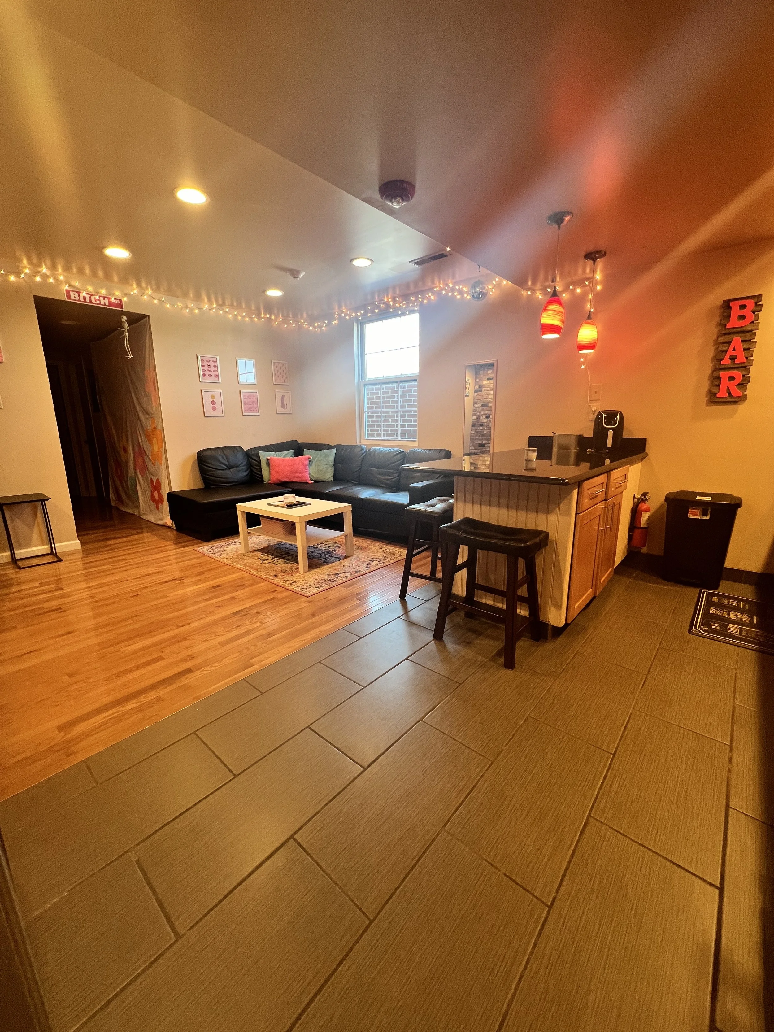 Apartment 10- 4 bedroom 4 bathroom