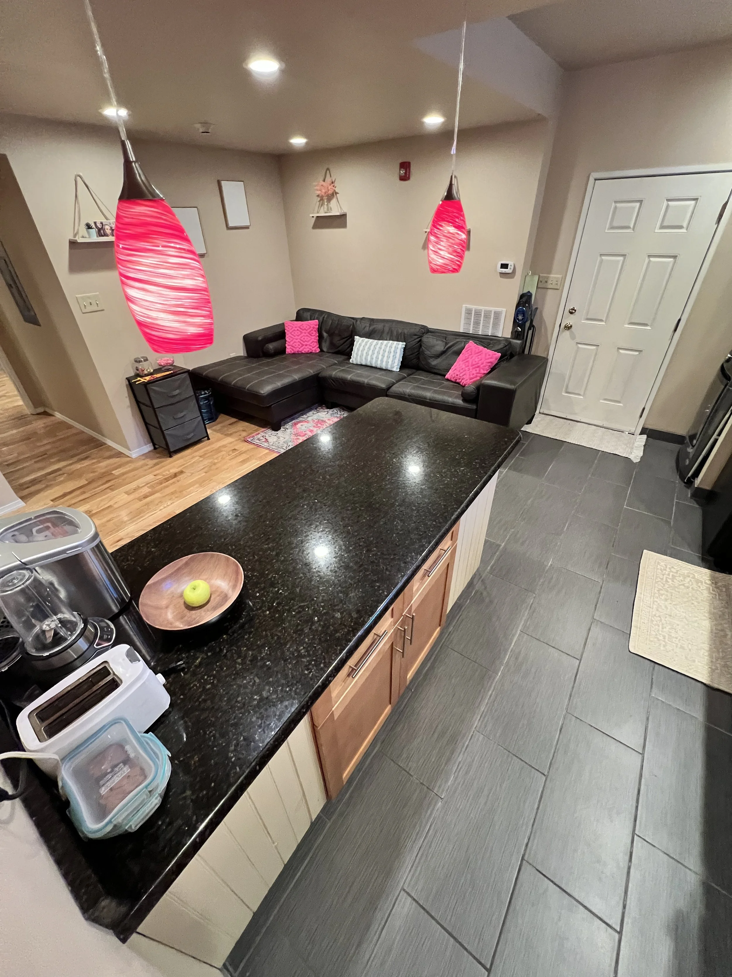 Apartment 8- 3 bedroom 3 bathroom