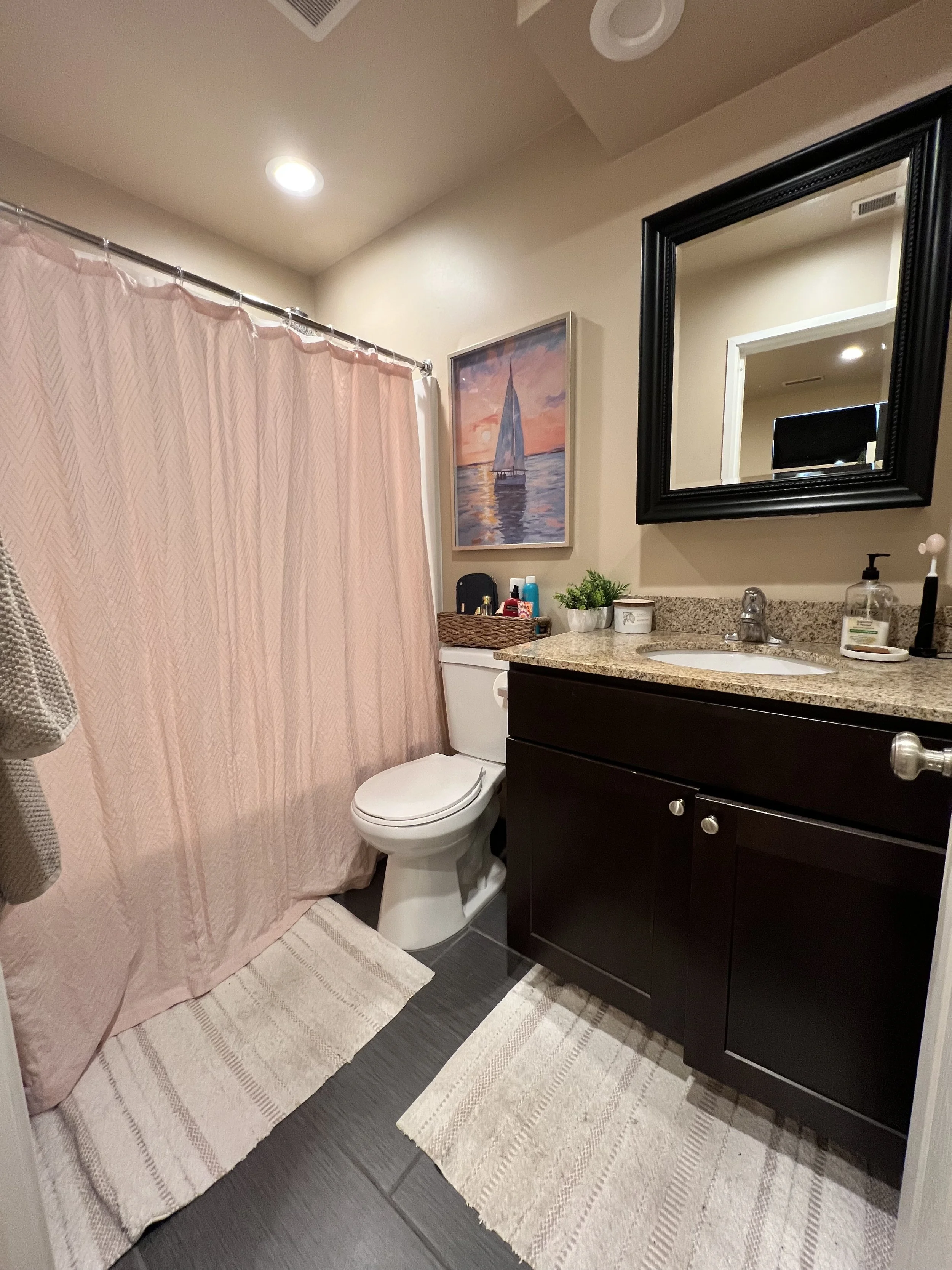 Apartment 8- 3 bedroom 3 bathroom