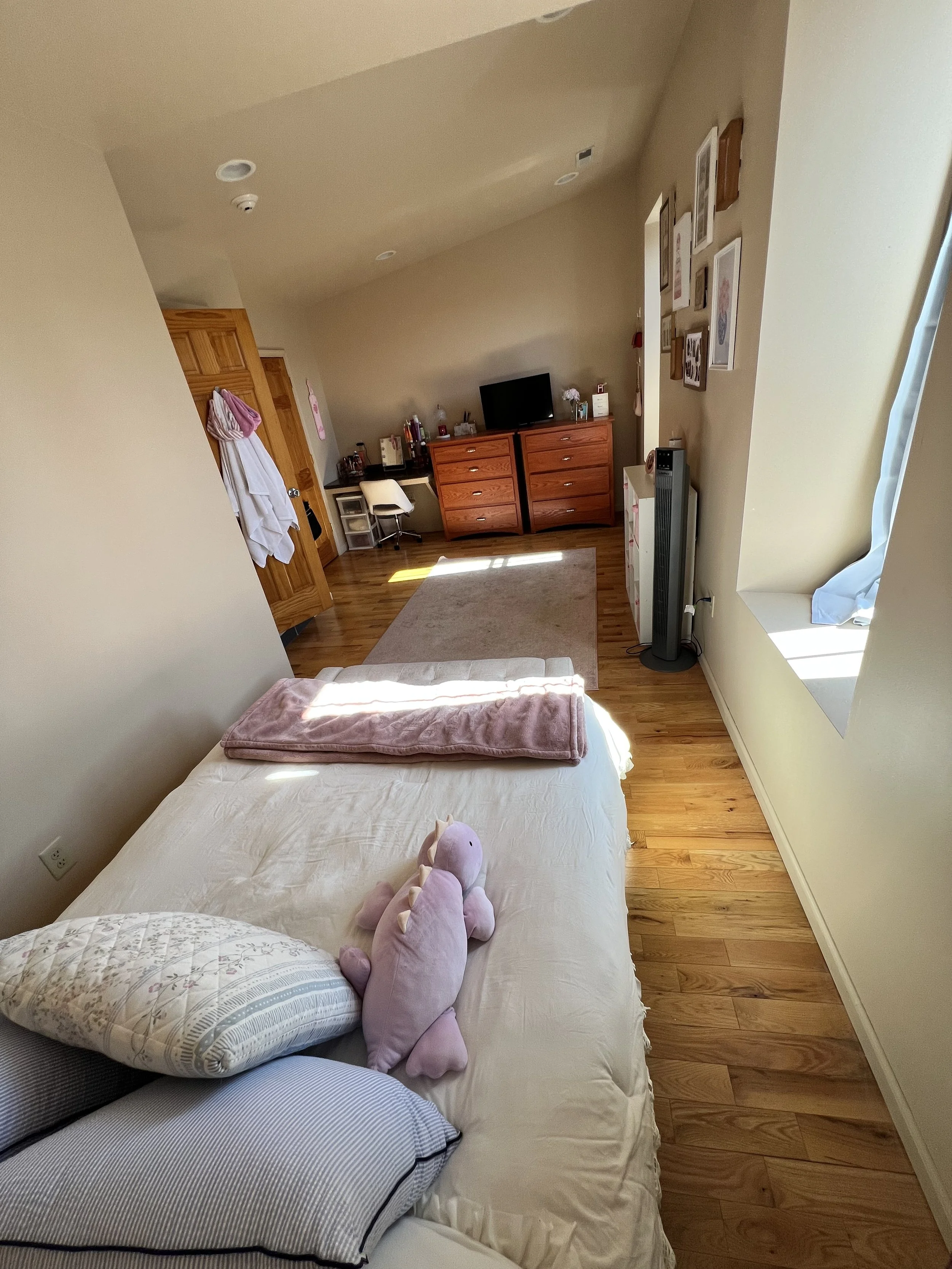 Apartment 1- 5 bedroom 2 bathroom