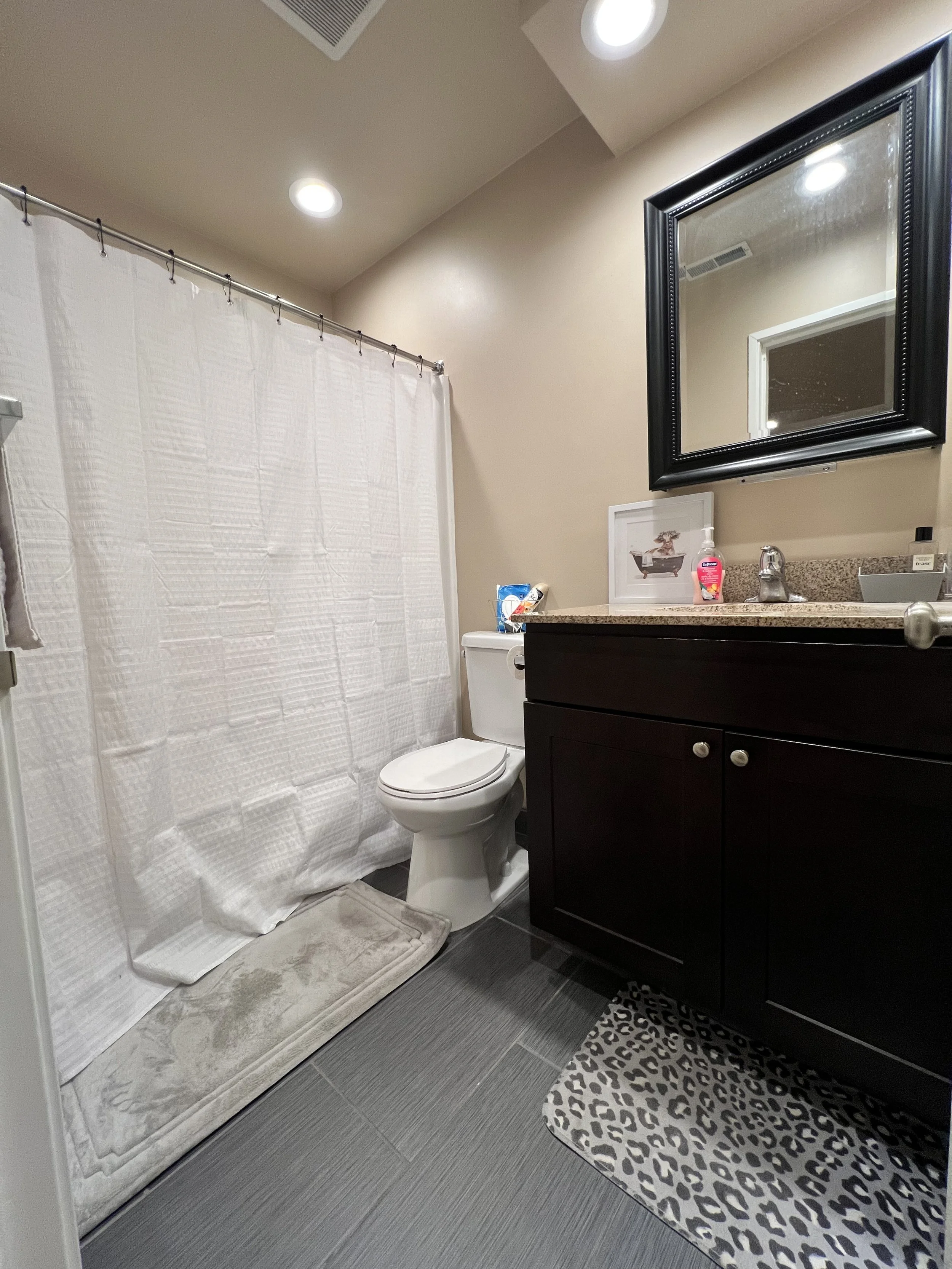 Apartment 8- 3 bedroom 3 bathroom