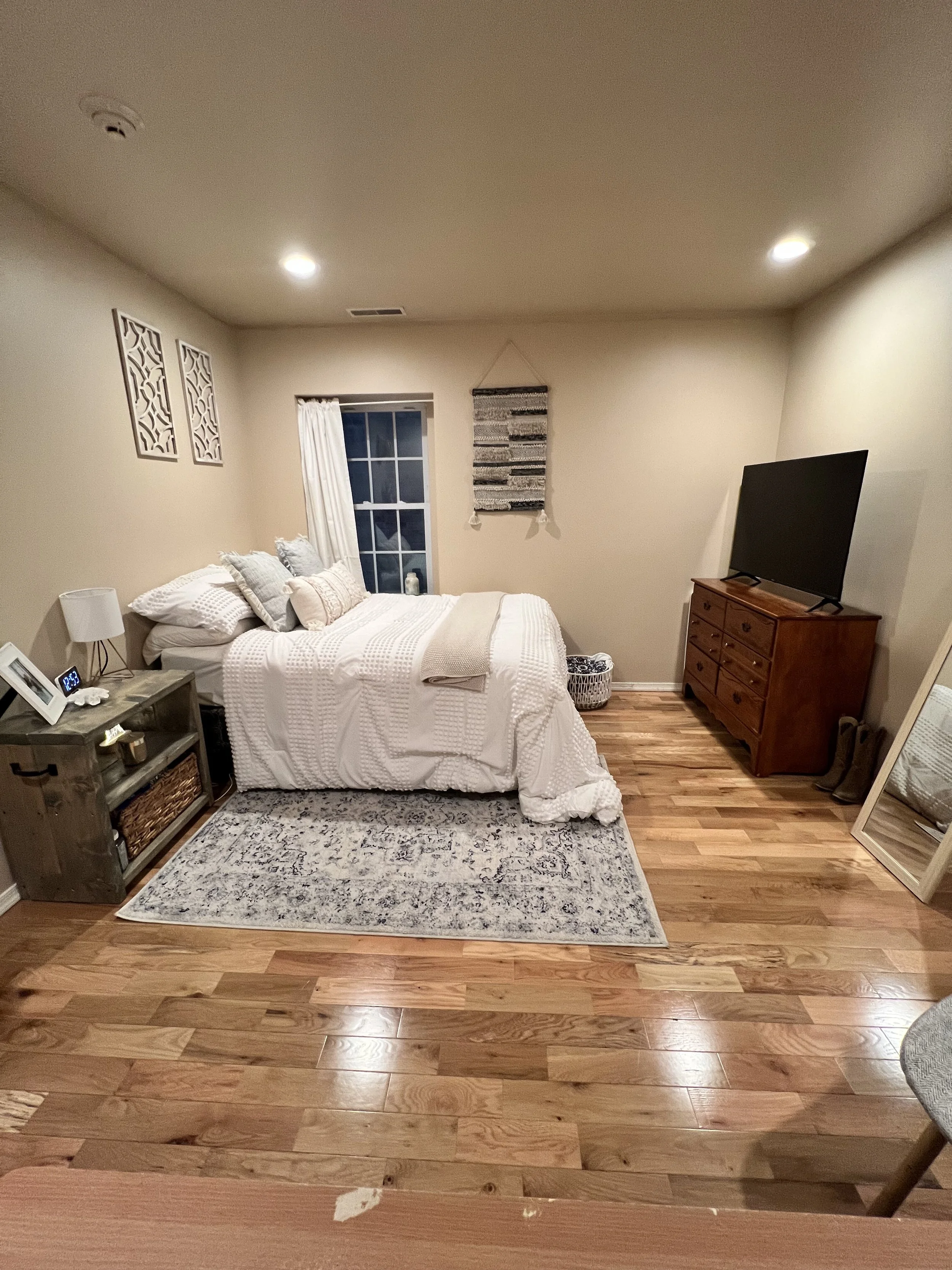 Apartment 8- 3 bedroom 3 bathroom