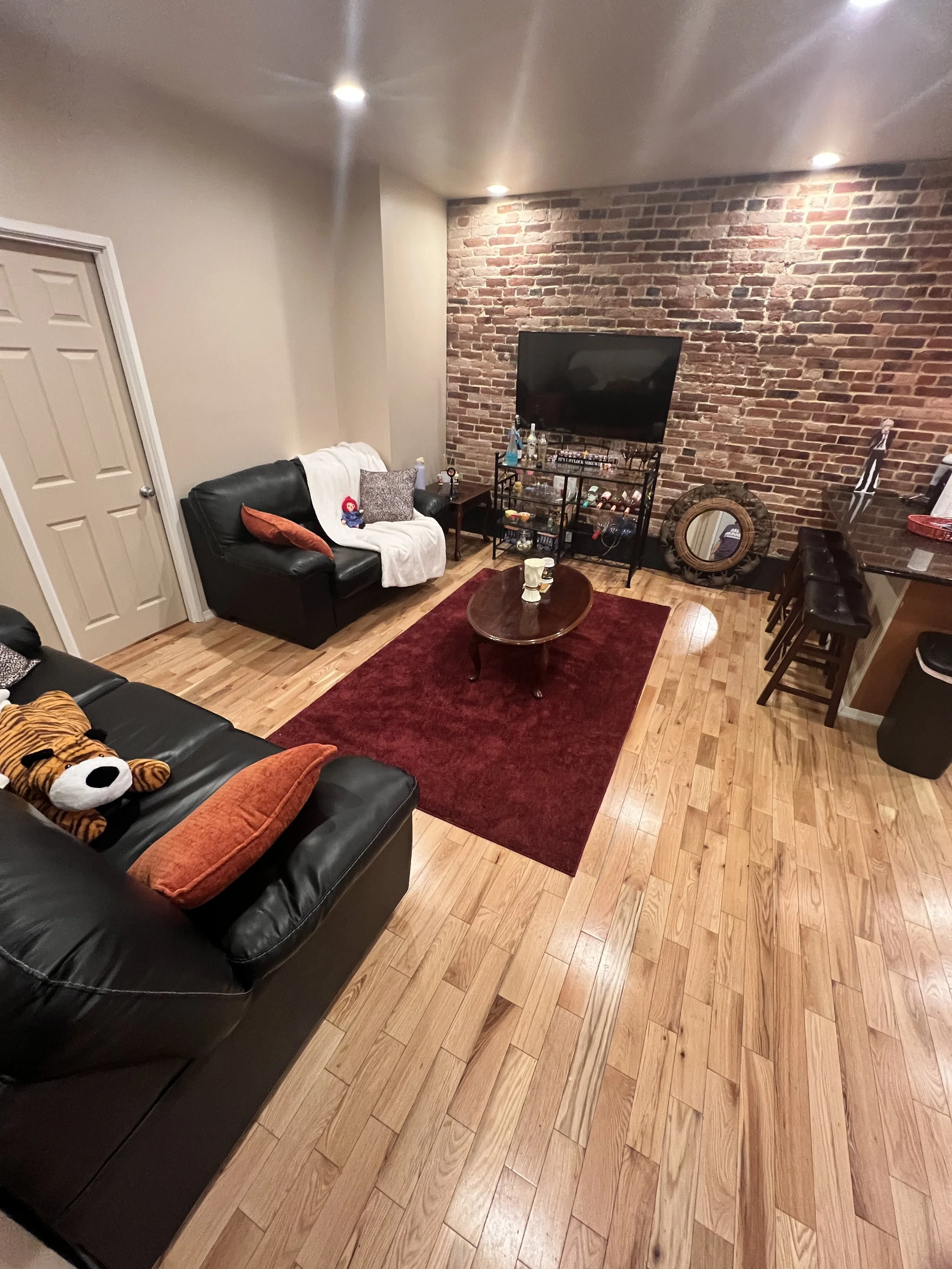 Apartment 6- 4 bedroom 4 bathroom
