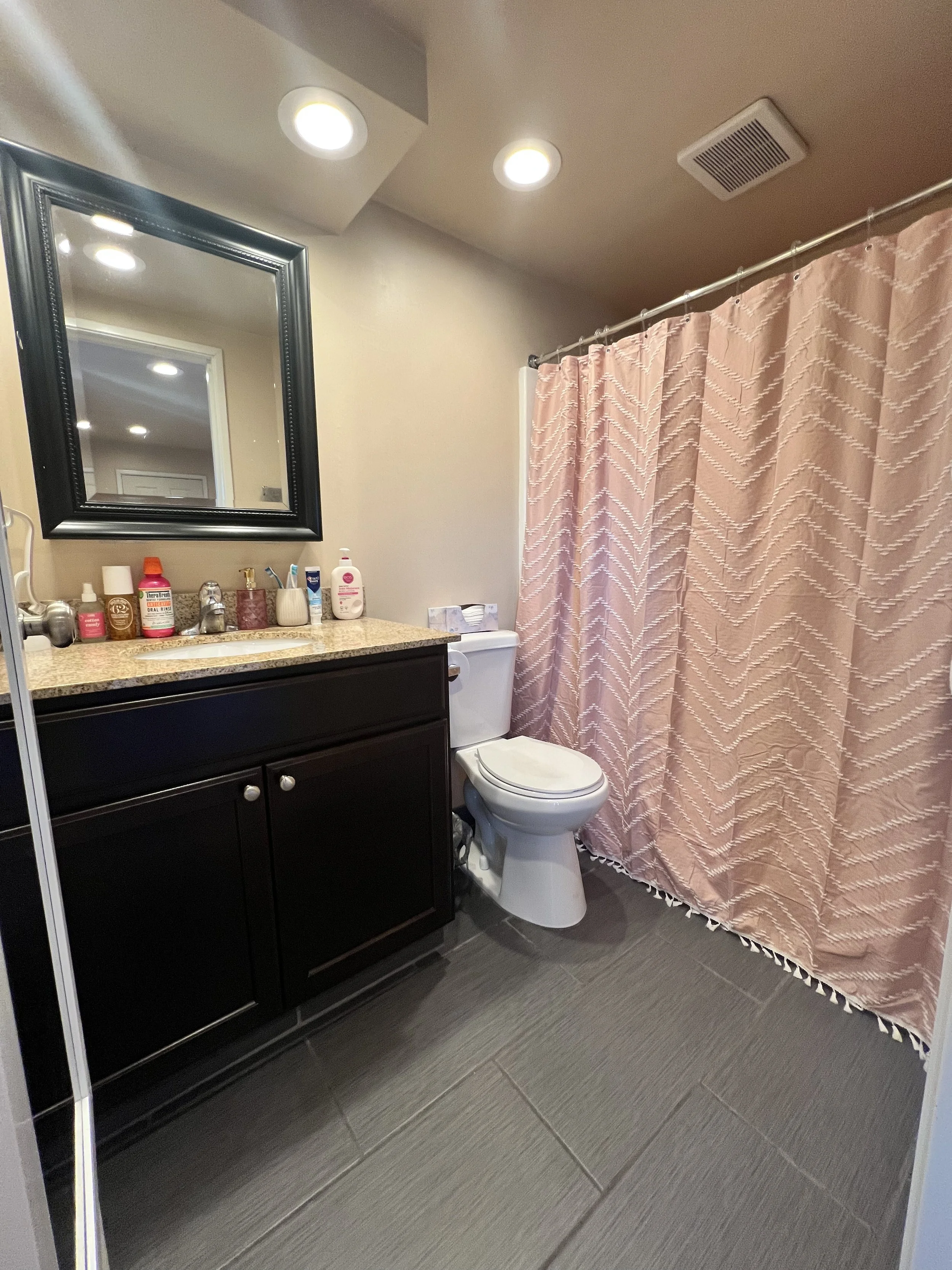Apartment 11 4 Bedroom - 4 Bathroom