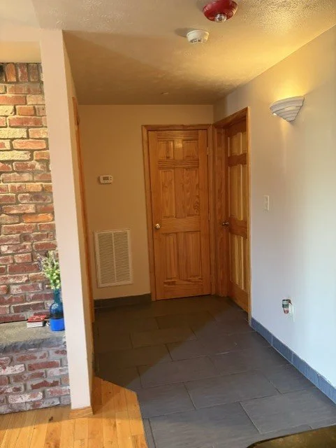 Apartment 3B - 6 bedroom 2 bathroom