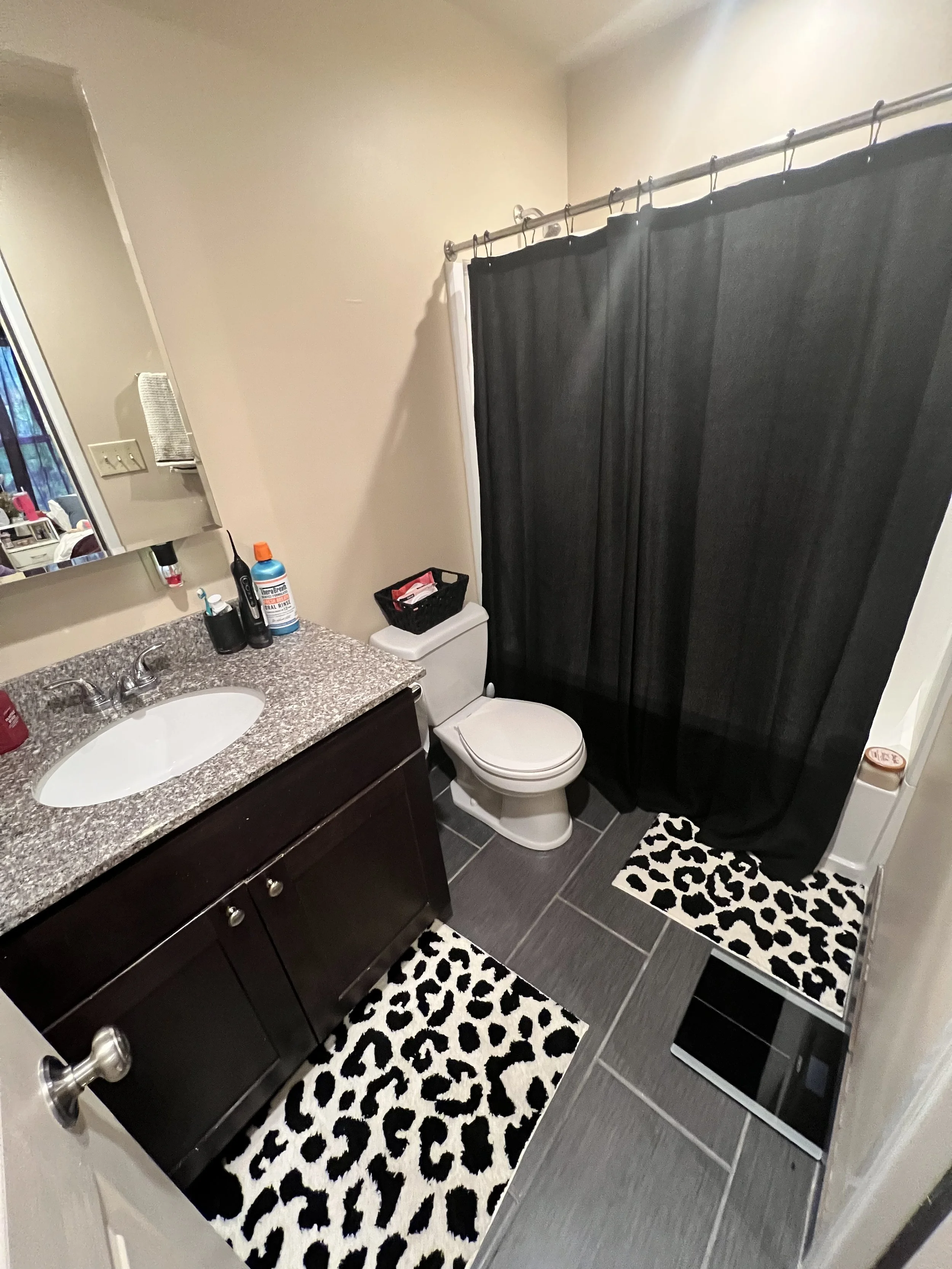 Apartment 6- 4 bedroom 4 bathroom