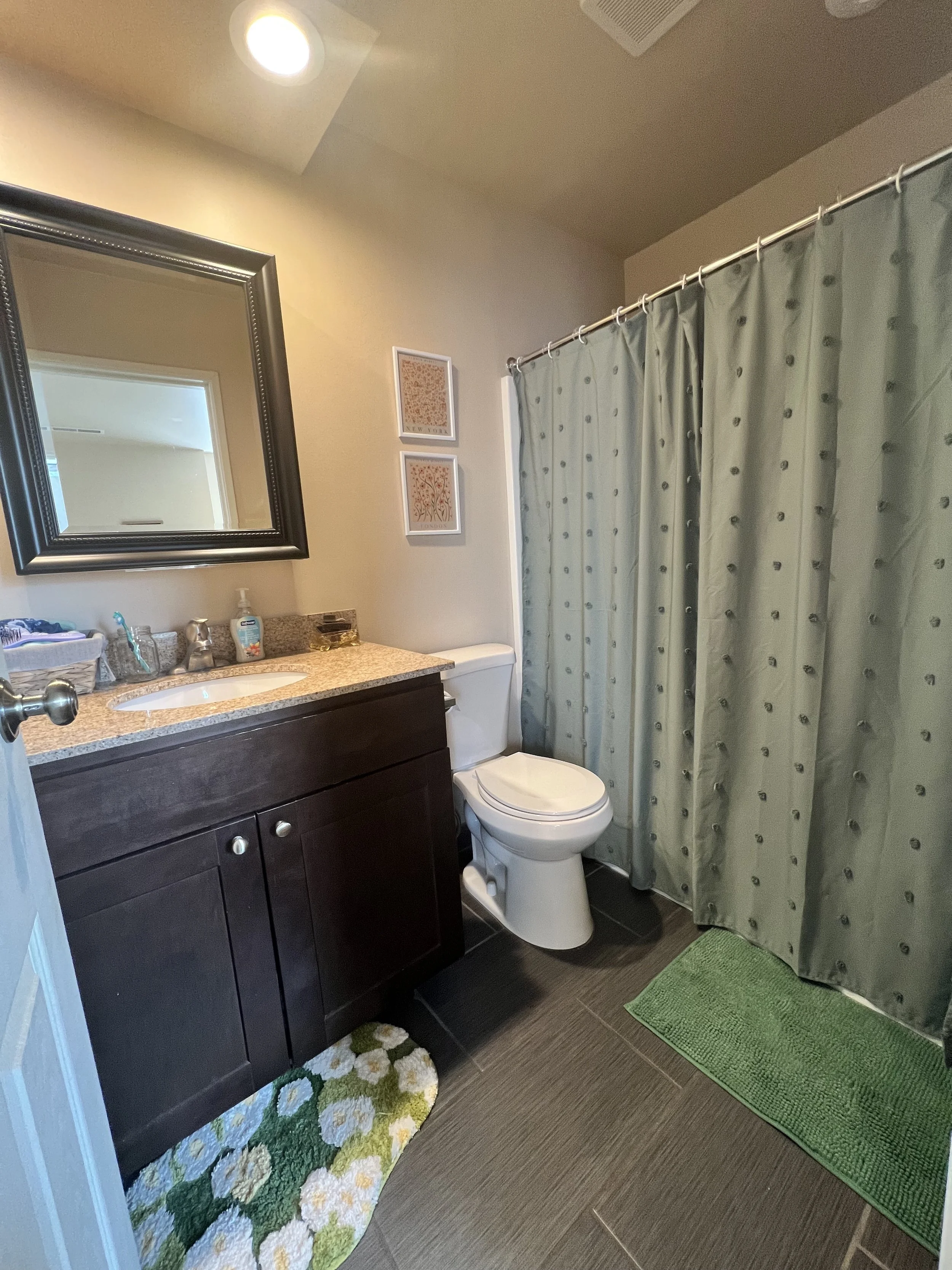 Apartment 5- 3 bedroom 3 bathroom