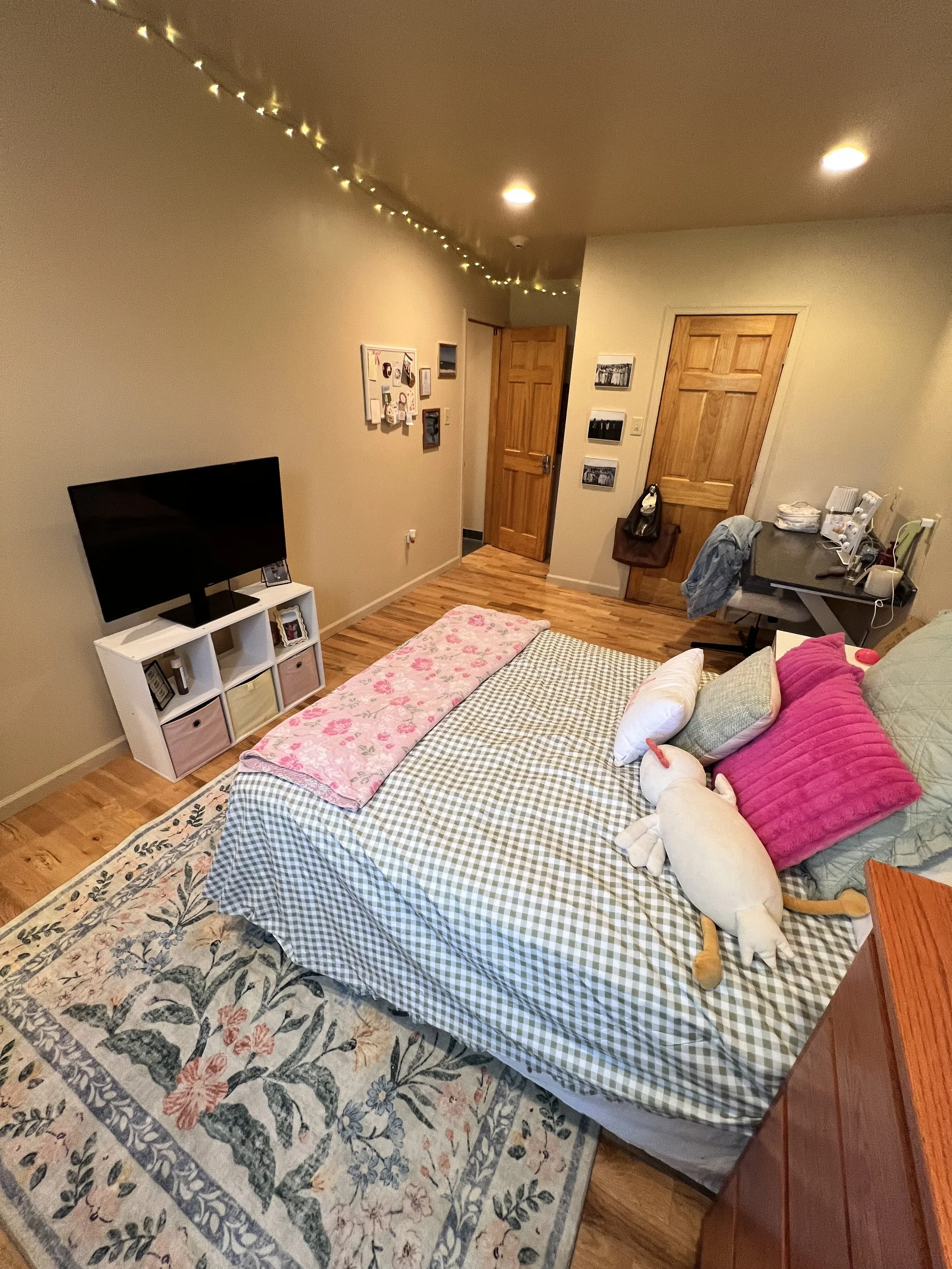 Apartment 1- 5 bedroom 2 bathroom