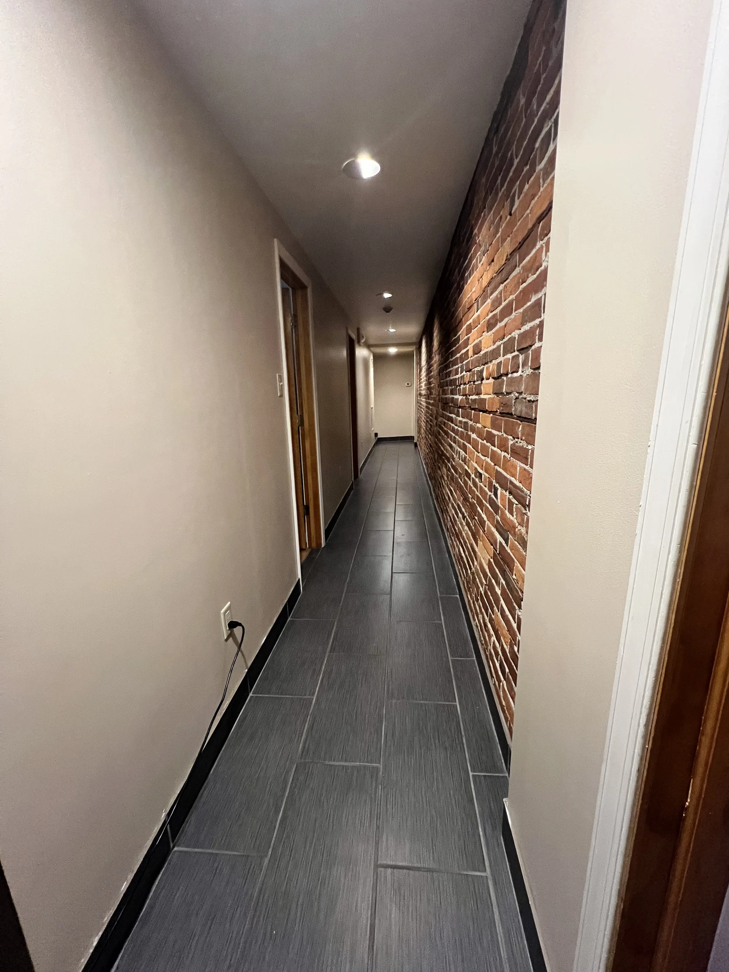 Apartment 3A - 6 bedroom 6 bathroom