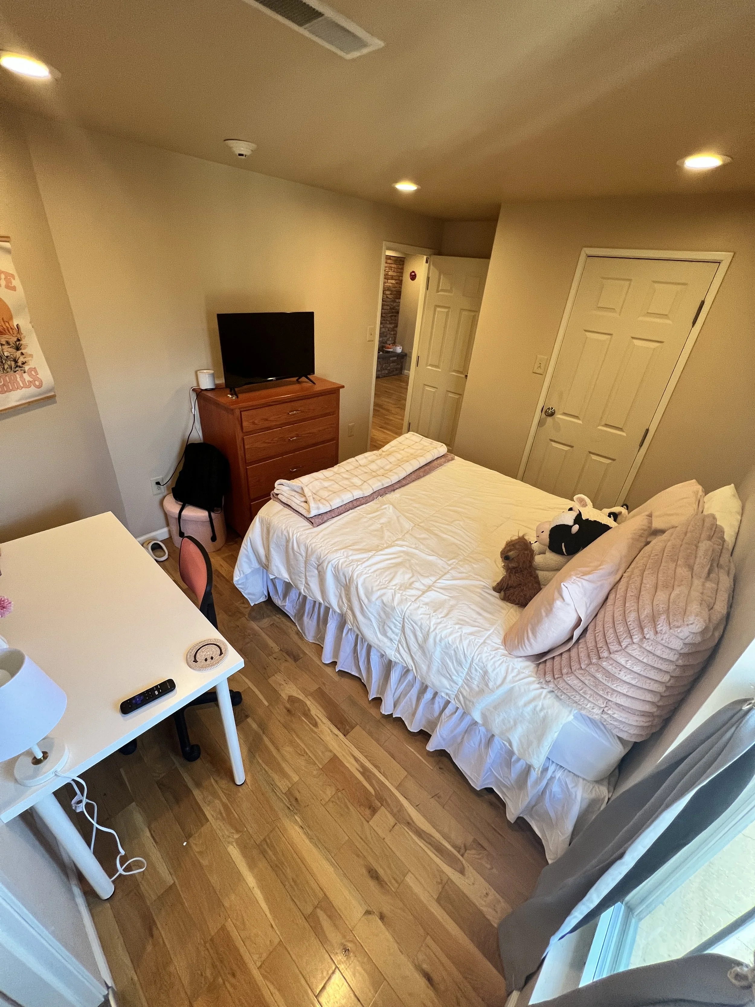 Apartment 11 4 Bedroom - 4 Bathroom