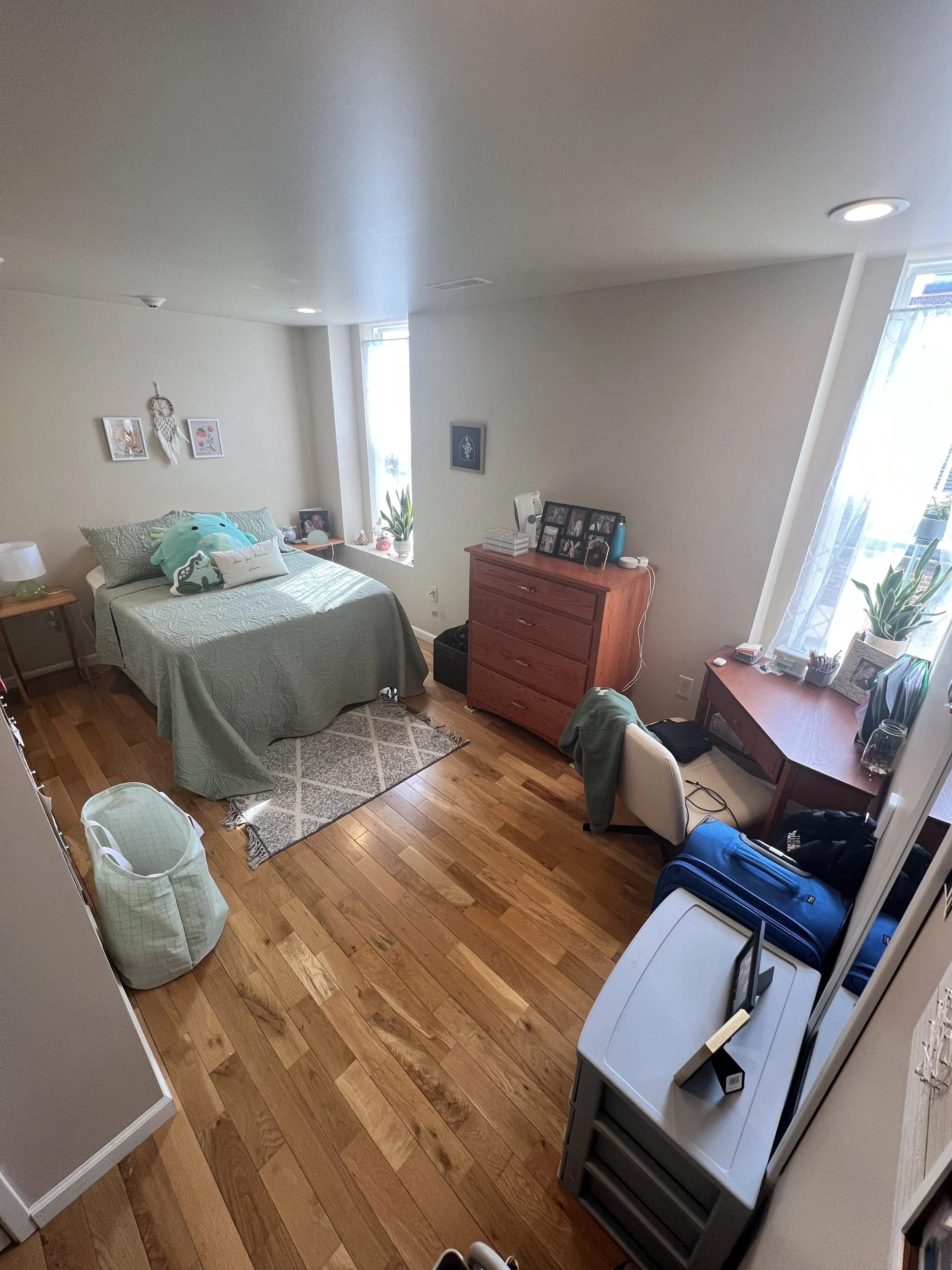 Apartment 5- 3 bedroom 3 bathroom