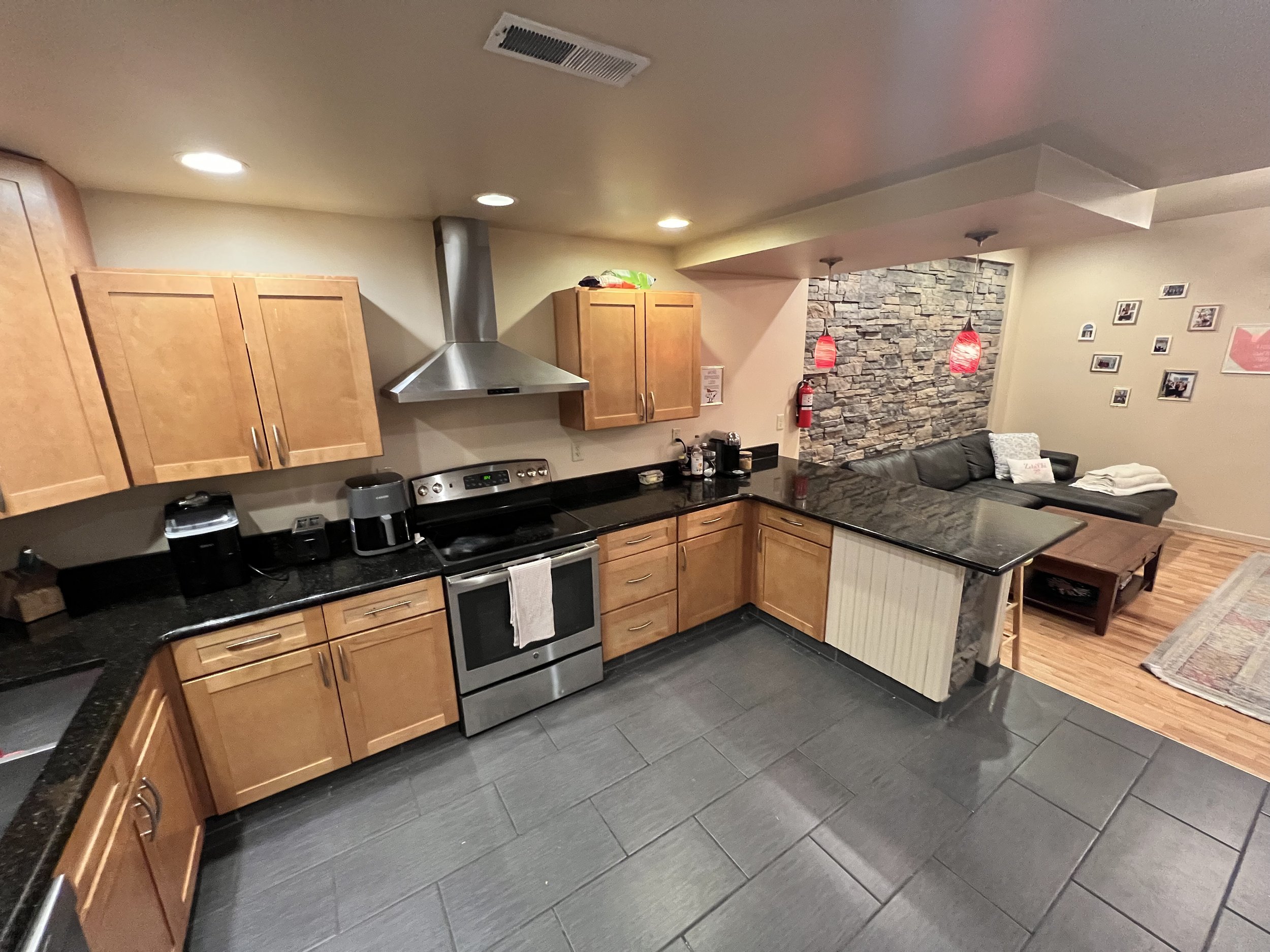 Apartment 1- 5 bedroom 2 bathroom
