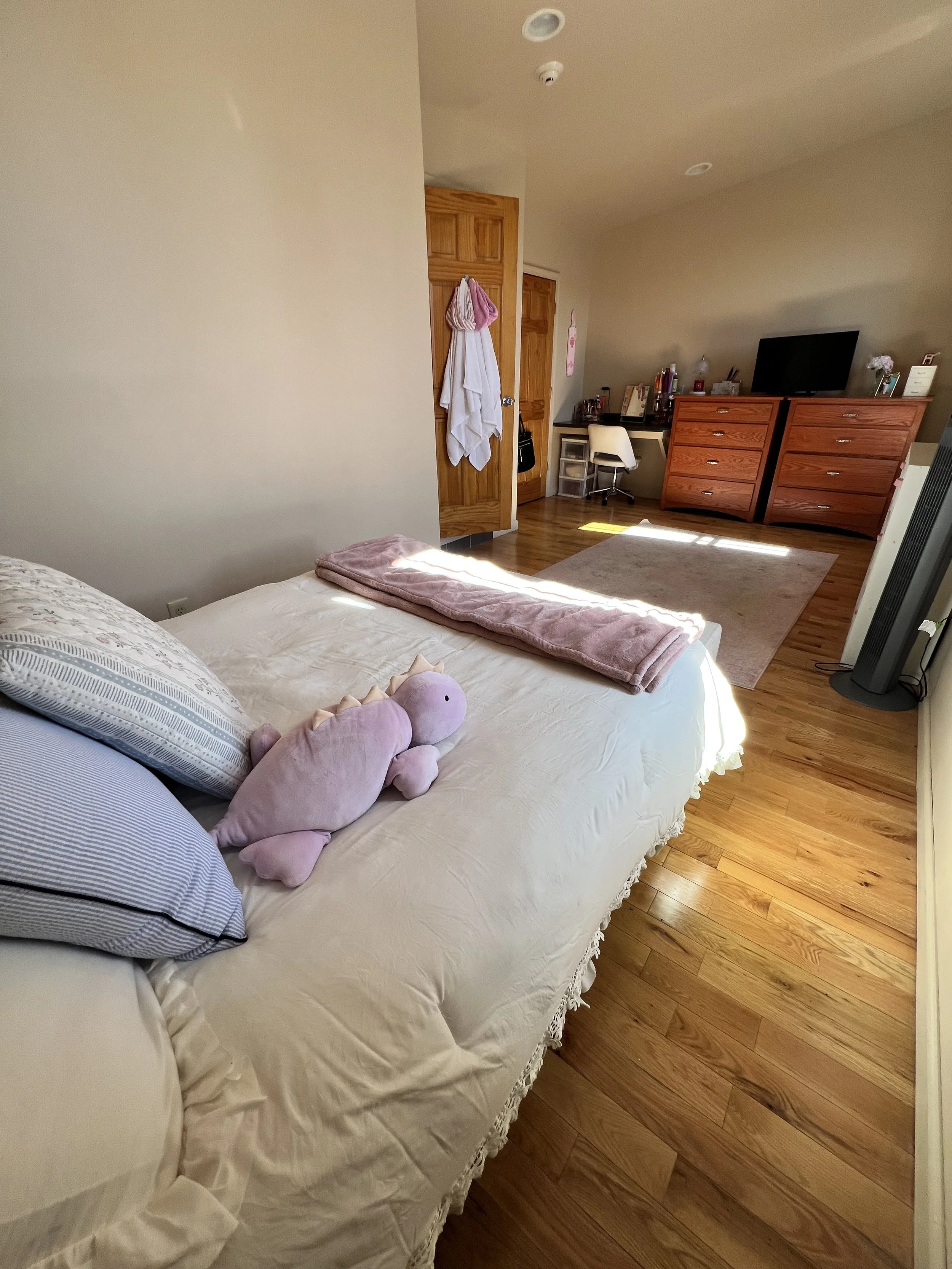 Apartment 1- 5 bedroom 2 bathroom