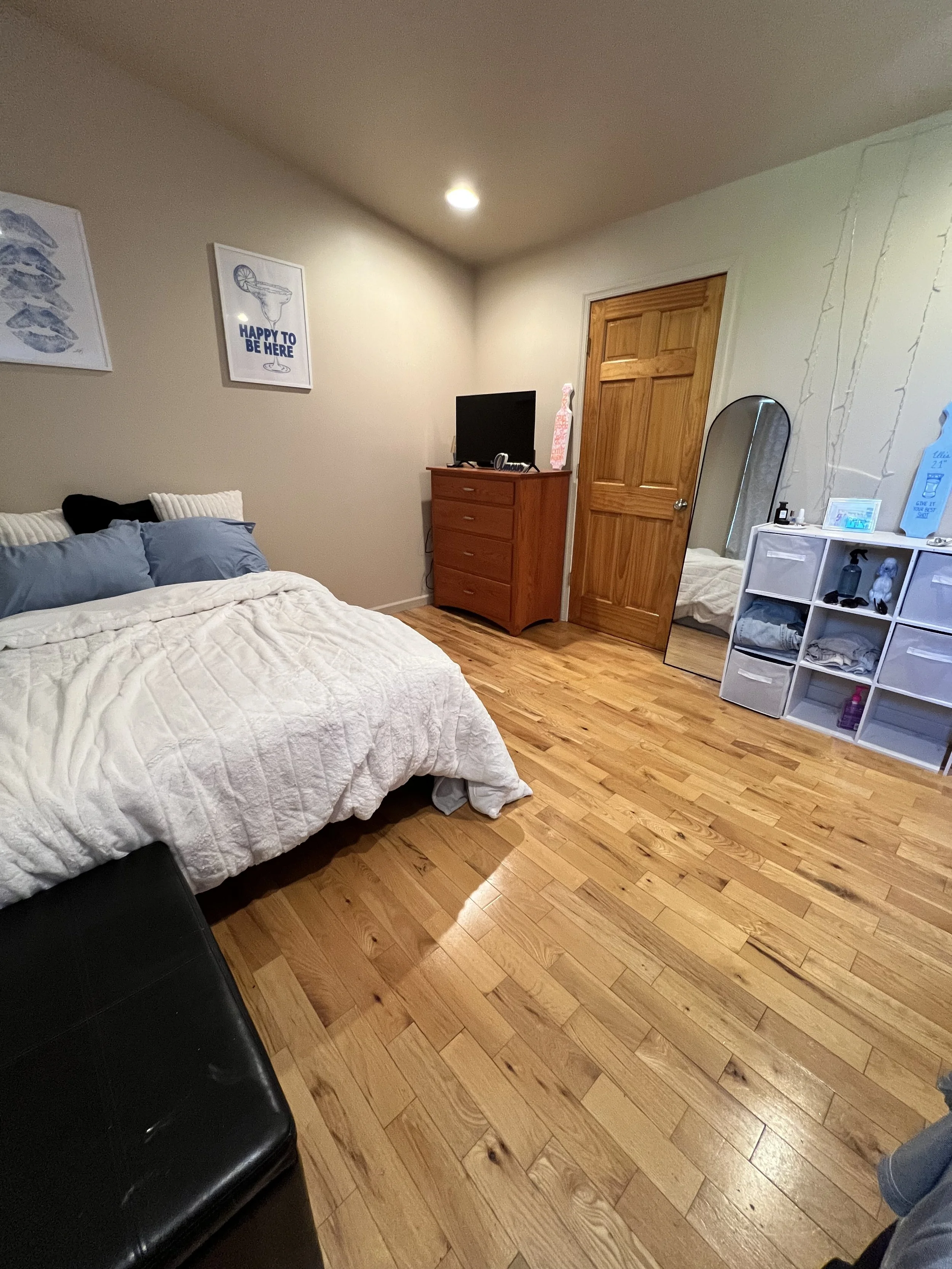 Apartment 1- 5 bedroom 2 bathroom