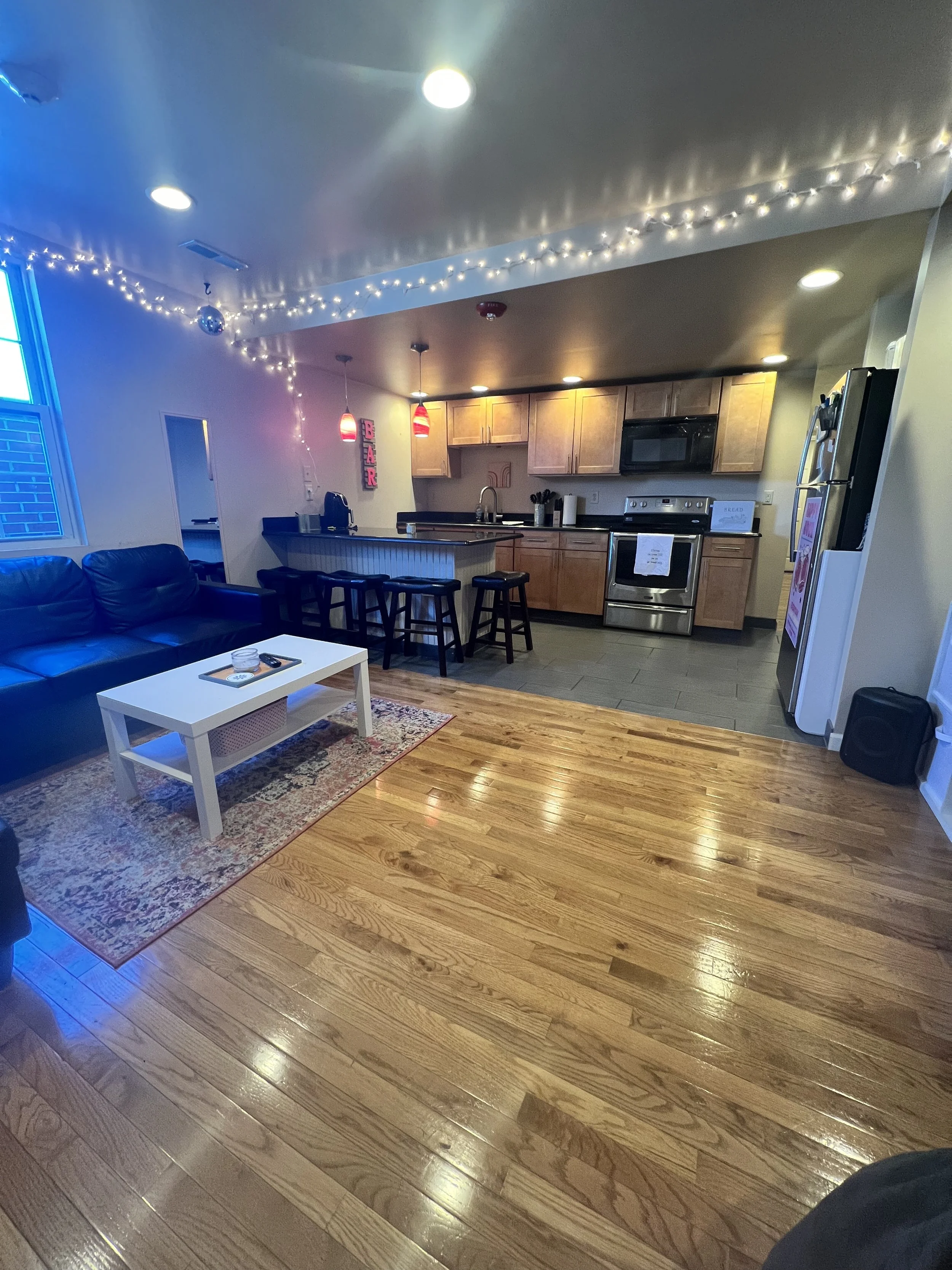Apartment 10- 4 bedroom 4 bathroom