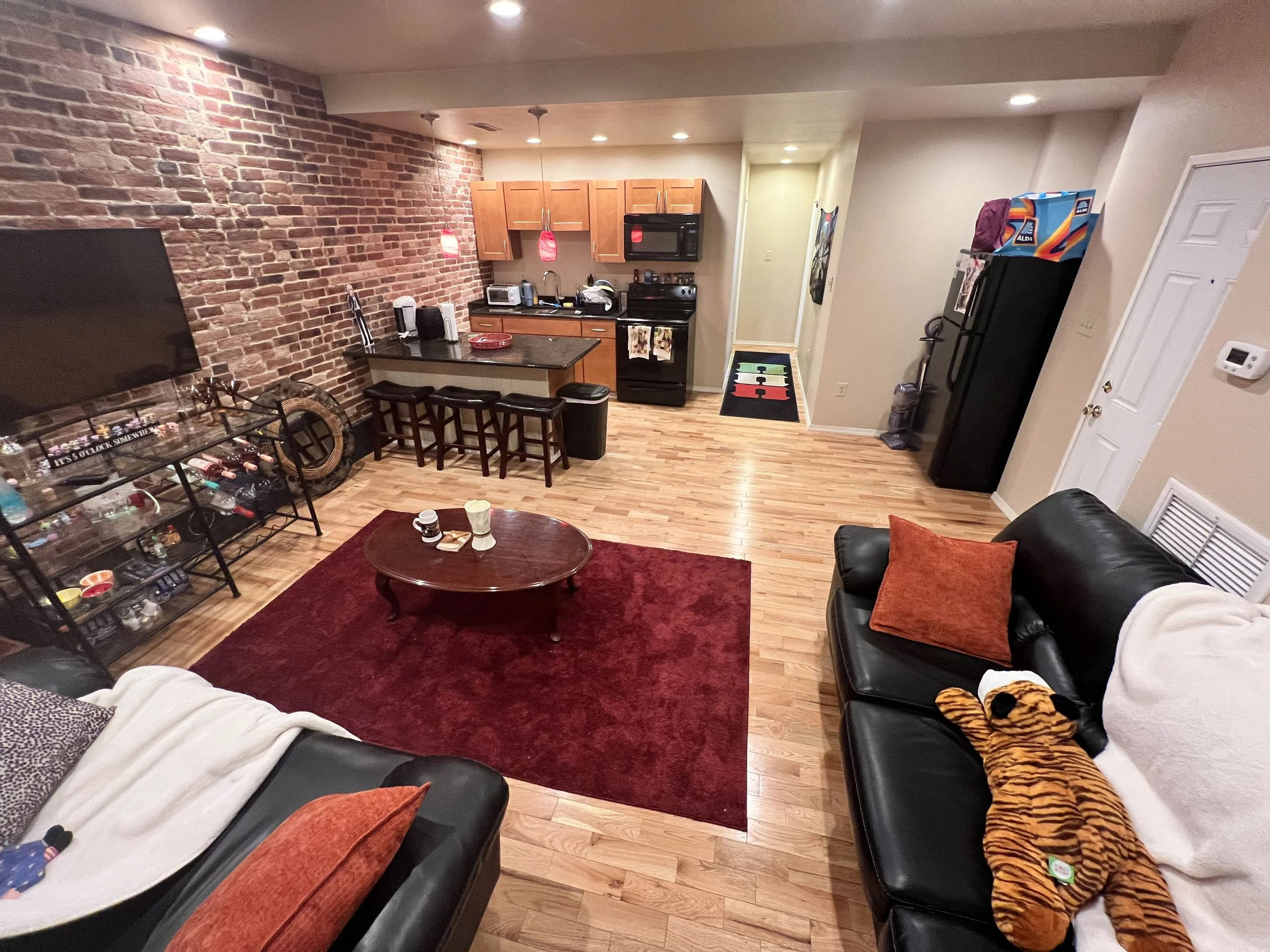 Apartment 6- 4 bedroom 4 bathroom