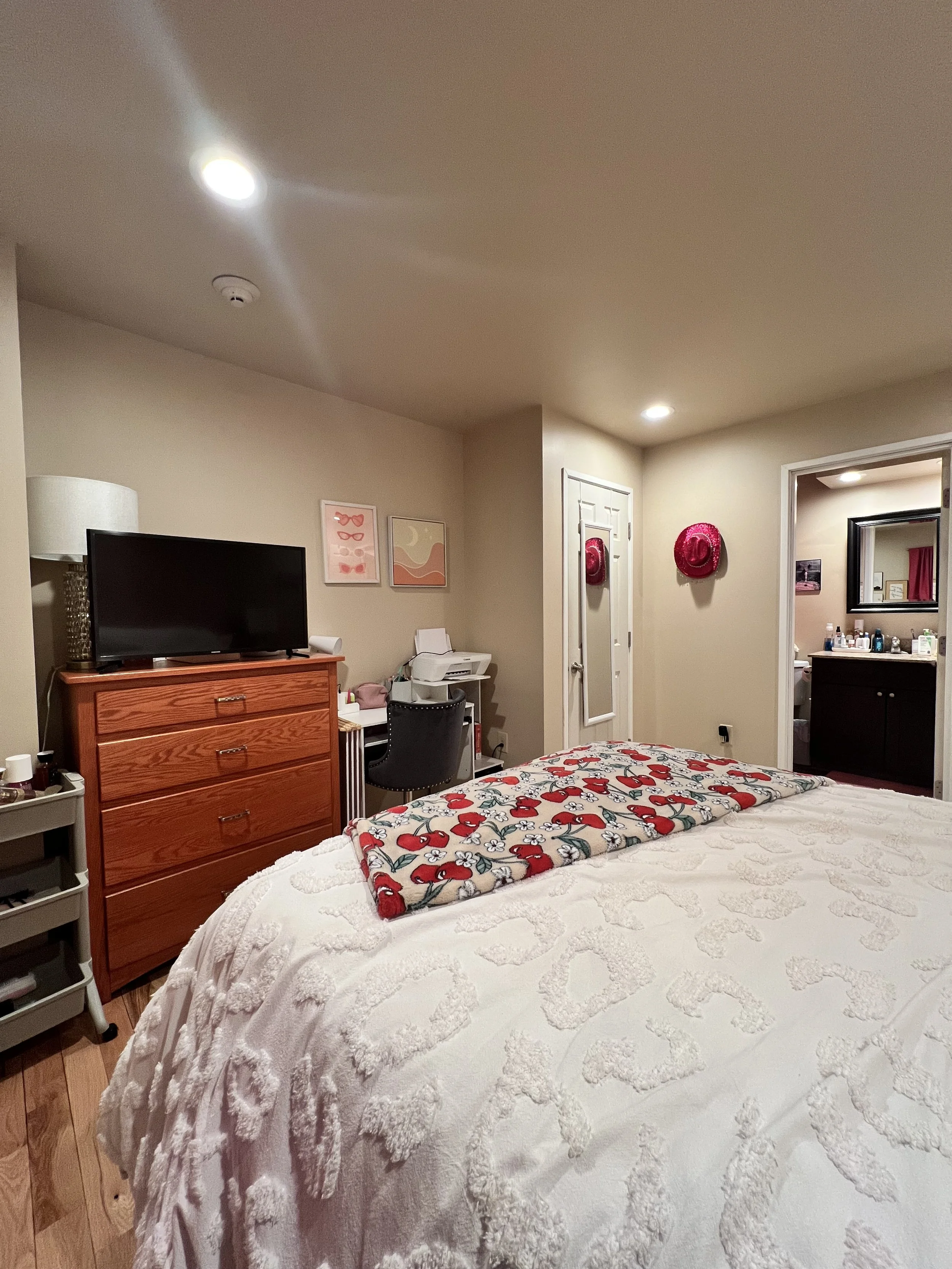 Apt 9- 2 bedroom 2 bathroom