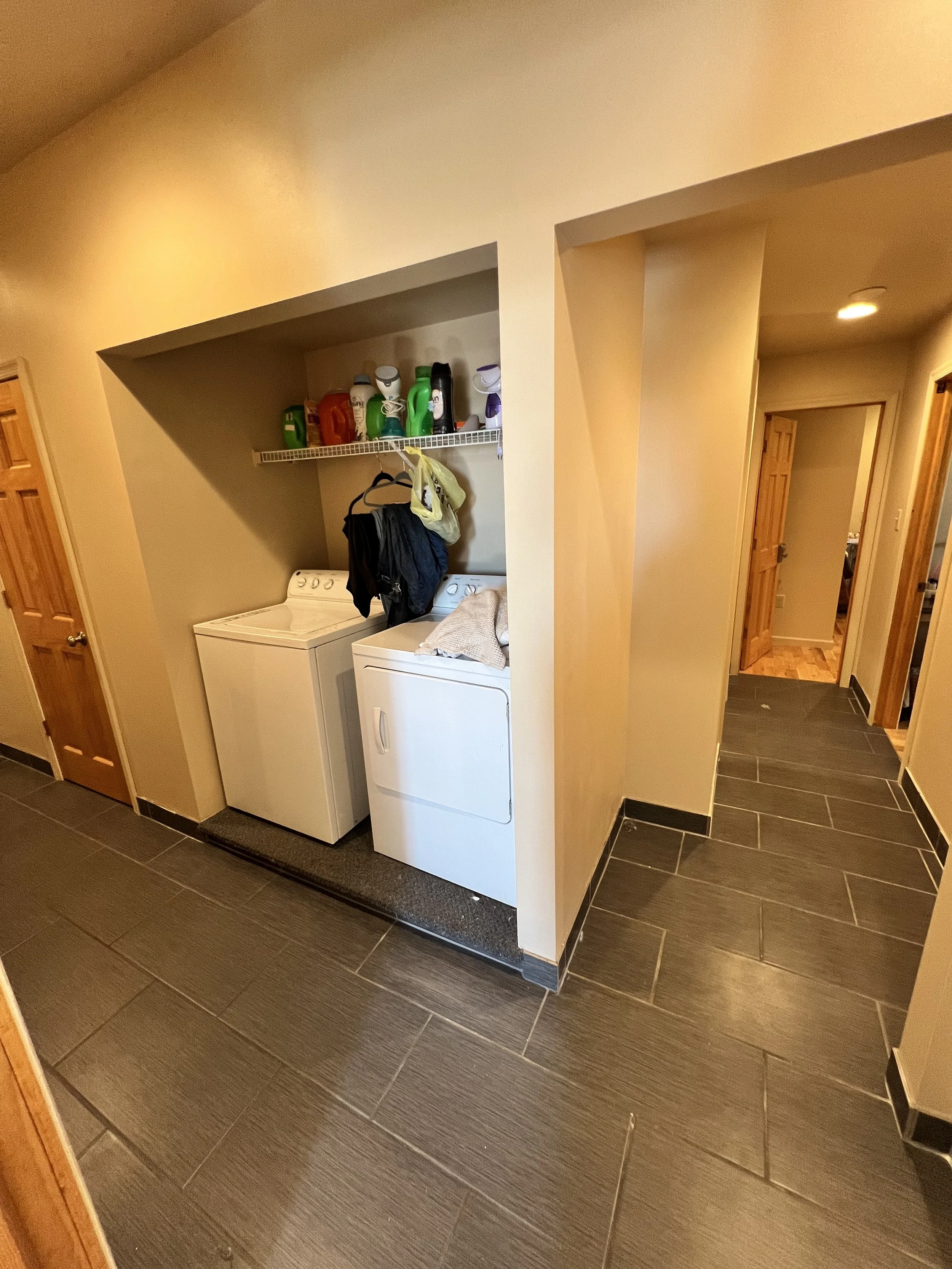 Apartment 1- 5 bedroom 2 bathroom