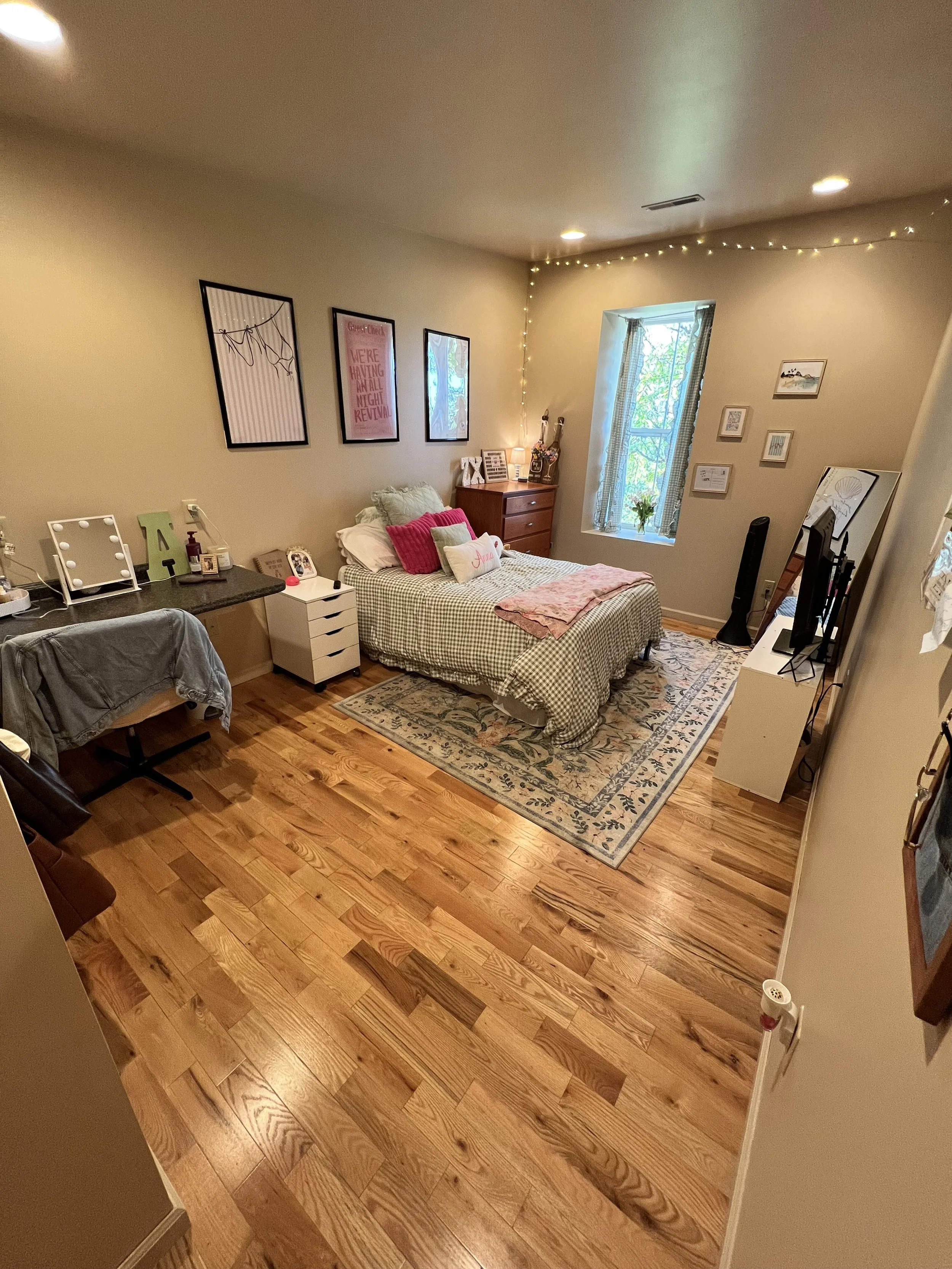 Apartment 1- 5 bedroom 2 bathroom