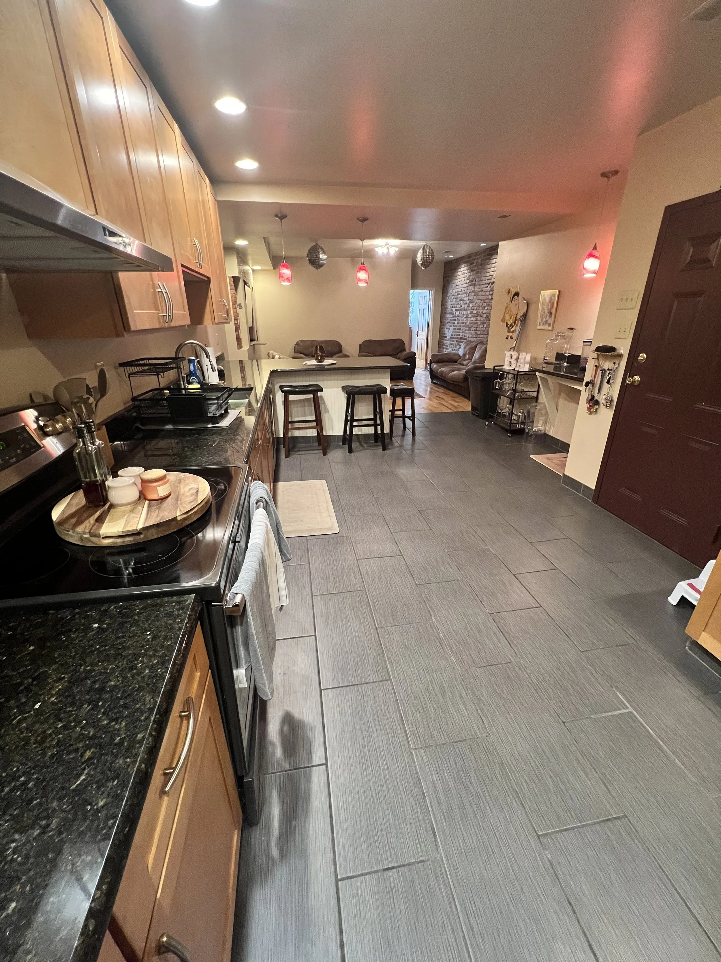 Apartment 3A - 6 bedroom 6 bathroom