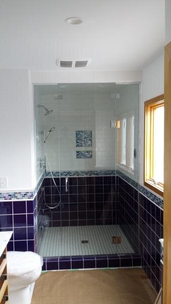 Frameless Shower Door with Movable Transom.jpg