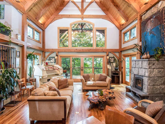 FOR SALE | Timberpeg Mountain Home