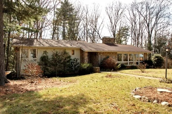 FOR SALE: 26 E. Fox Chase Rd.