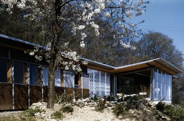 Sunday Morning Modern