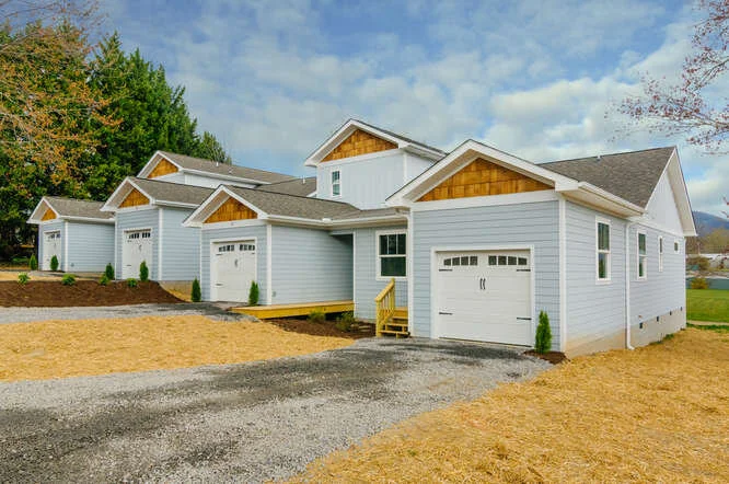 SOLD | Final Two Bridge St Townhomes
