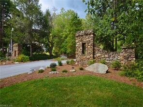 SOLD | Sondley Estates Lot
