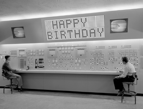 Happy Blog-O-Birthday!