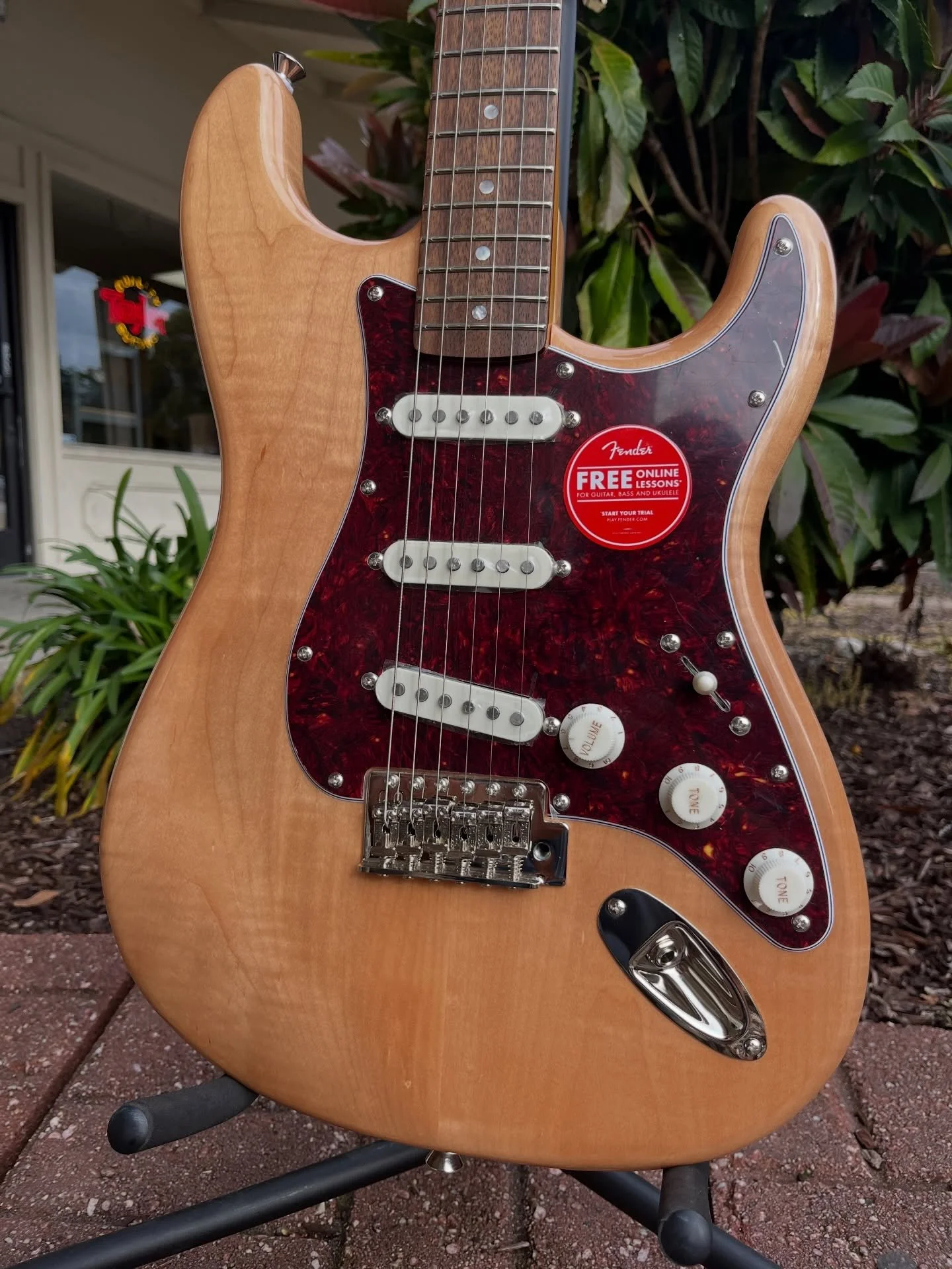We&rsquo;ve got these beautiful, brand new electric guitars in from Squier, perfect for beginner and intermediate players! Come in and give these a try🔥

Classic Vibes 70s Strat: Natural
Affinity Series Tele: 3-color Sunburst
Affinity Series Strat: 