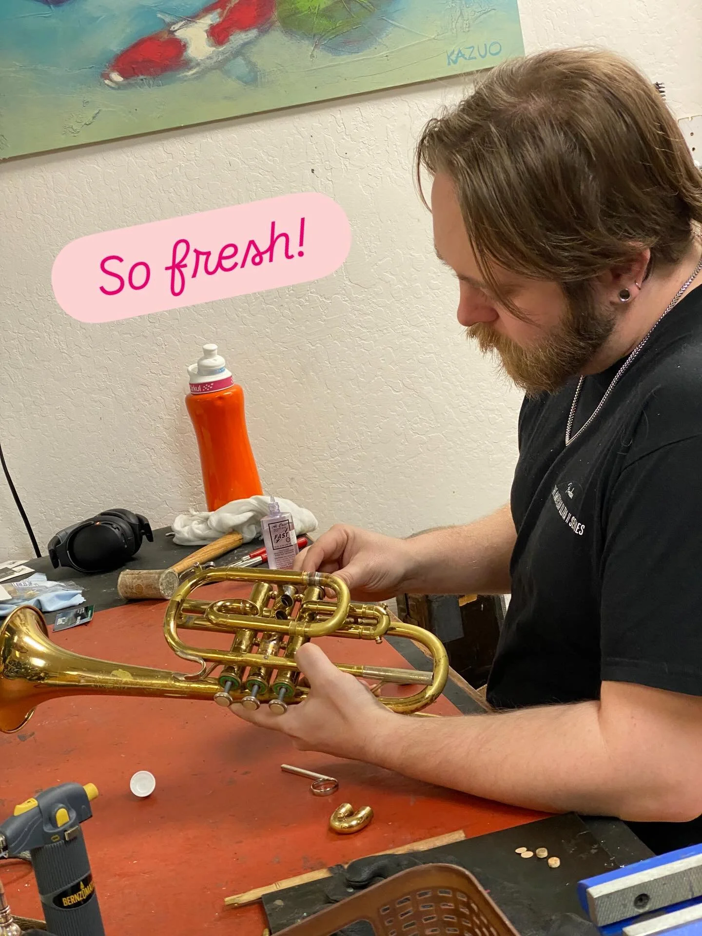 Here are a couple of the horns Brandon was working on this past week. Got some issues with your instrument, we&rsquo;re here to help! 

#instrumentrepair #trumpet #brassinstruments #guitarrepair #dublinca