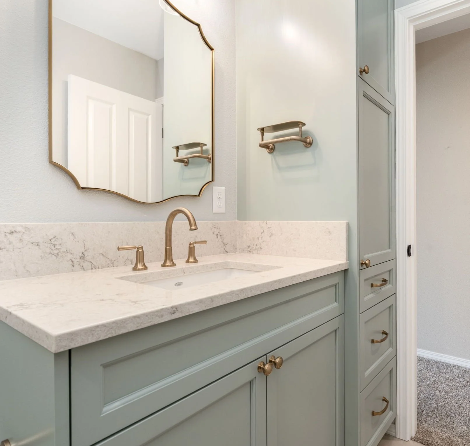 6.43-web-or-mls-2584 NW Alice Kelley Ct McMinnville OR (43) copy.jpg