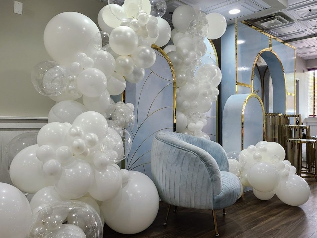 baby shower white balloon garland