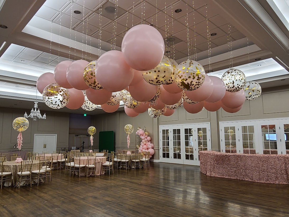 ceiling balloons with string lights.jpg